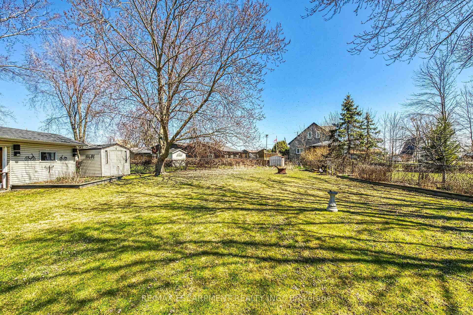 Photo 33 of 16 Witherspoon Drive, Haldimand — HOMEH
