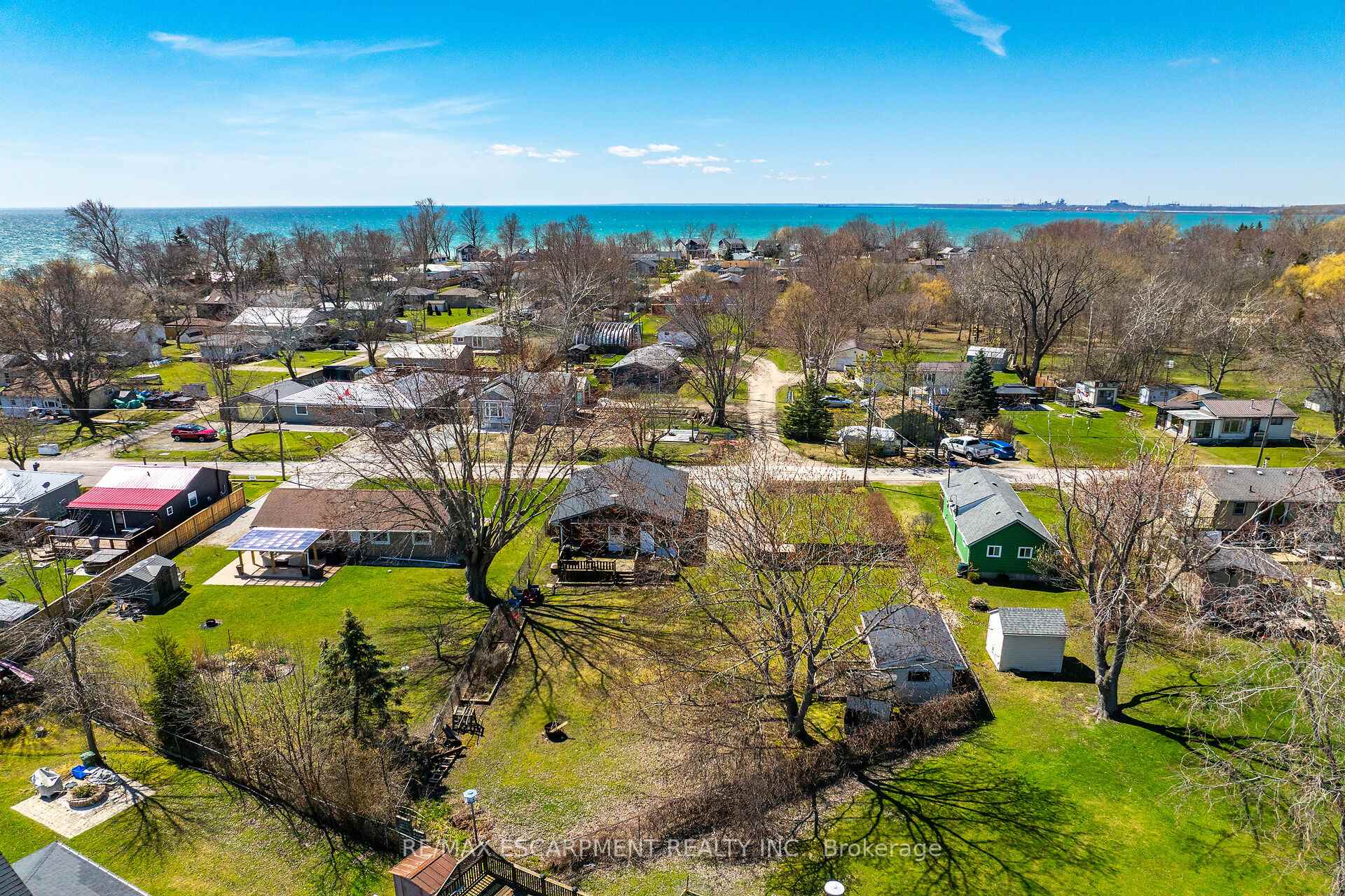 Photo 43 of 16 Witherspoon Drive, Haldimand — HOMEH
