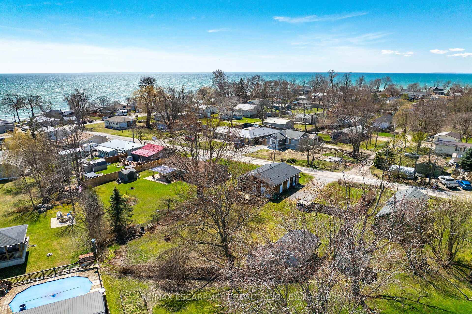 Photo 41 of 16 Witherspoon Drive, Haldimand — HOMEH