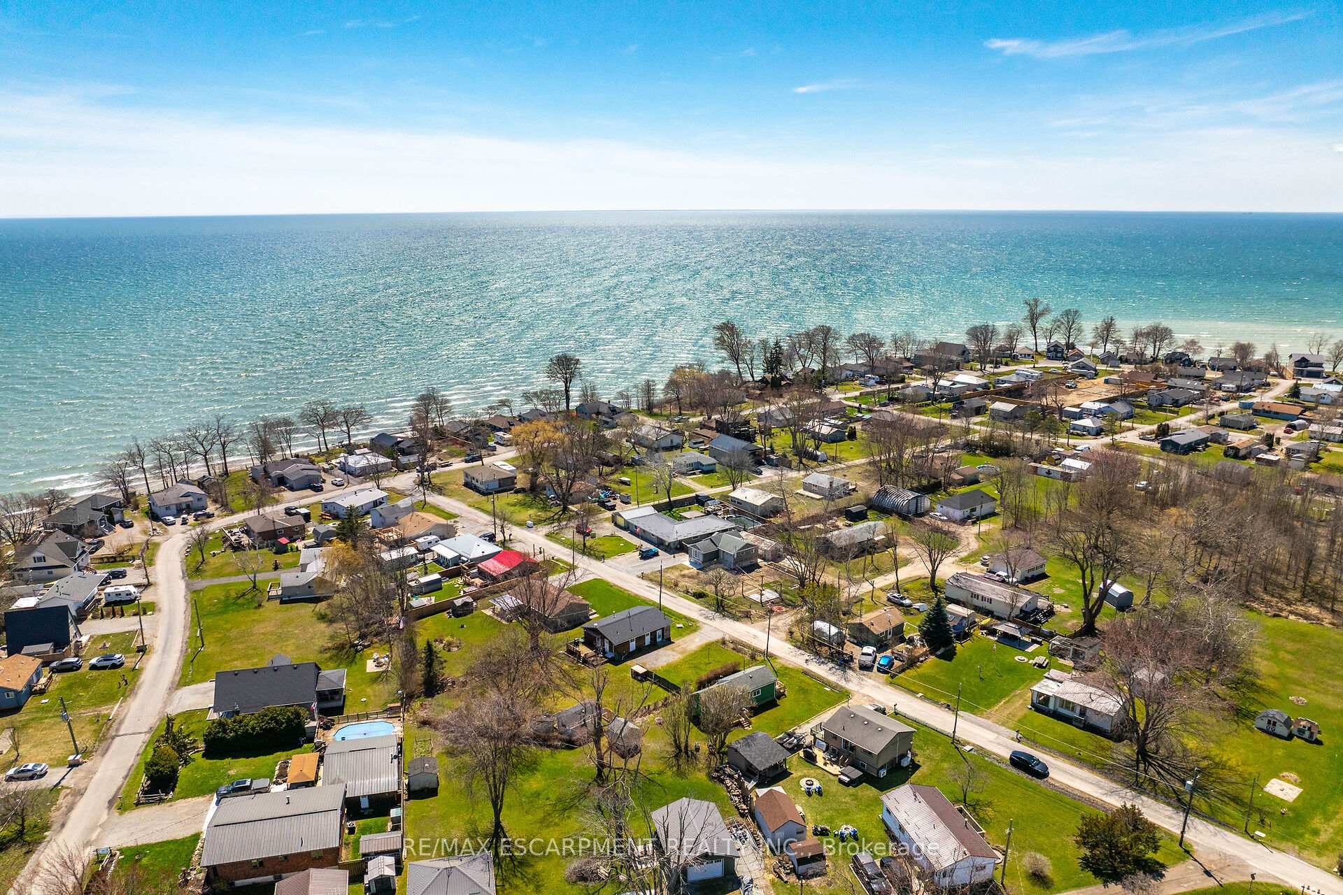 Photo 39 of 16 Witherspoon Drive, Haldimand — HOMEH