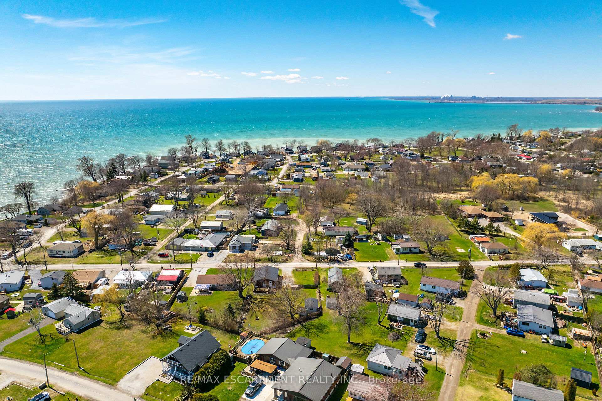 Photo 42 of 16 Witherspoon Drive, Haldimand — HOMEH
