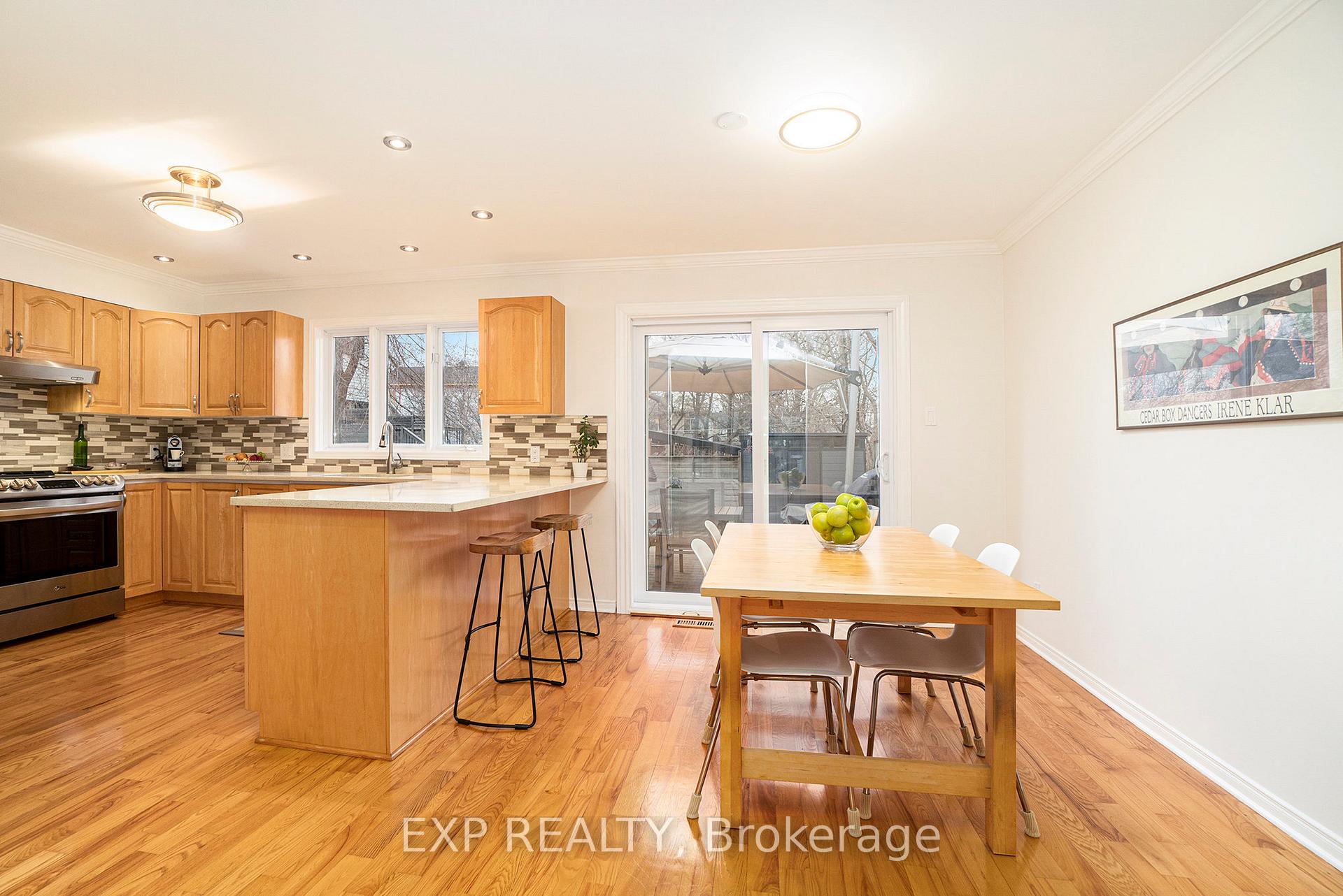 Photo 11 of 291 Carleton Avenue, Ottawa, Ottawa West — HOMEH