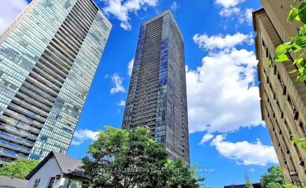 Front of Unit 4505, 101 Charles Street E