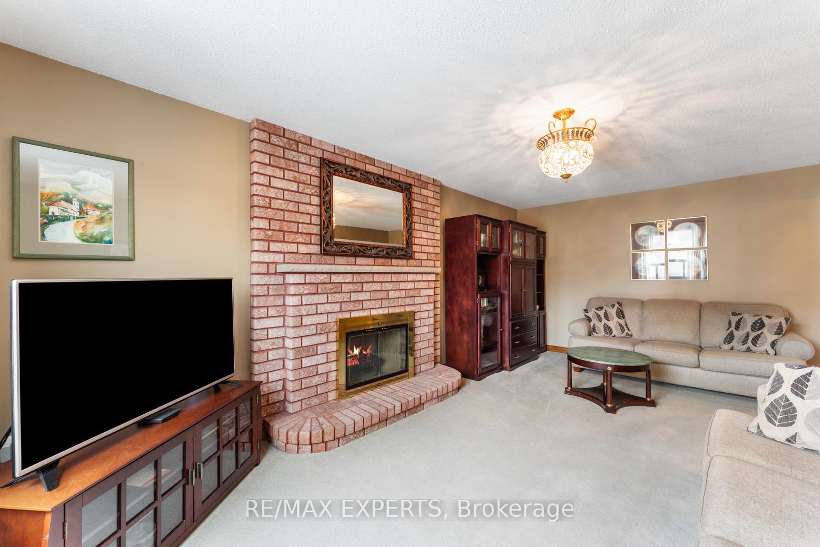 Photo 23 of 85 Claudia Avenue, Vaughan, West Woodbridge — HOMEH