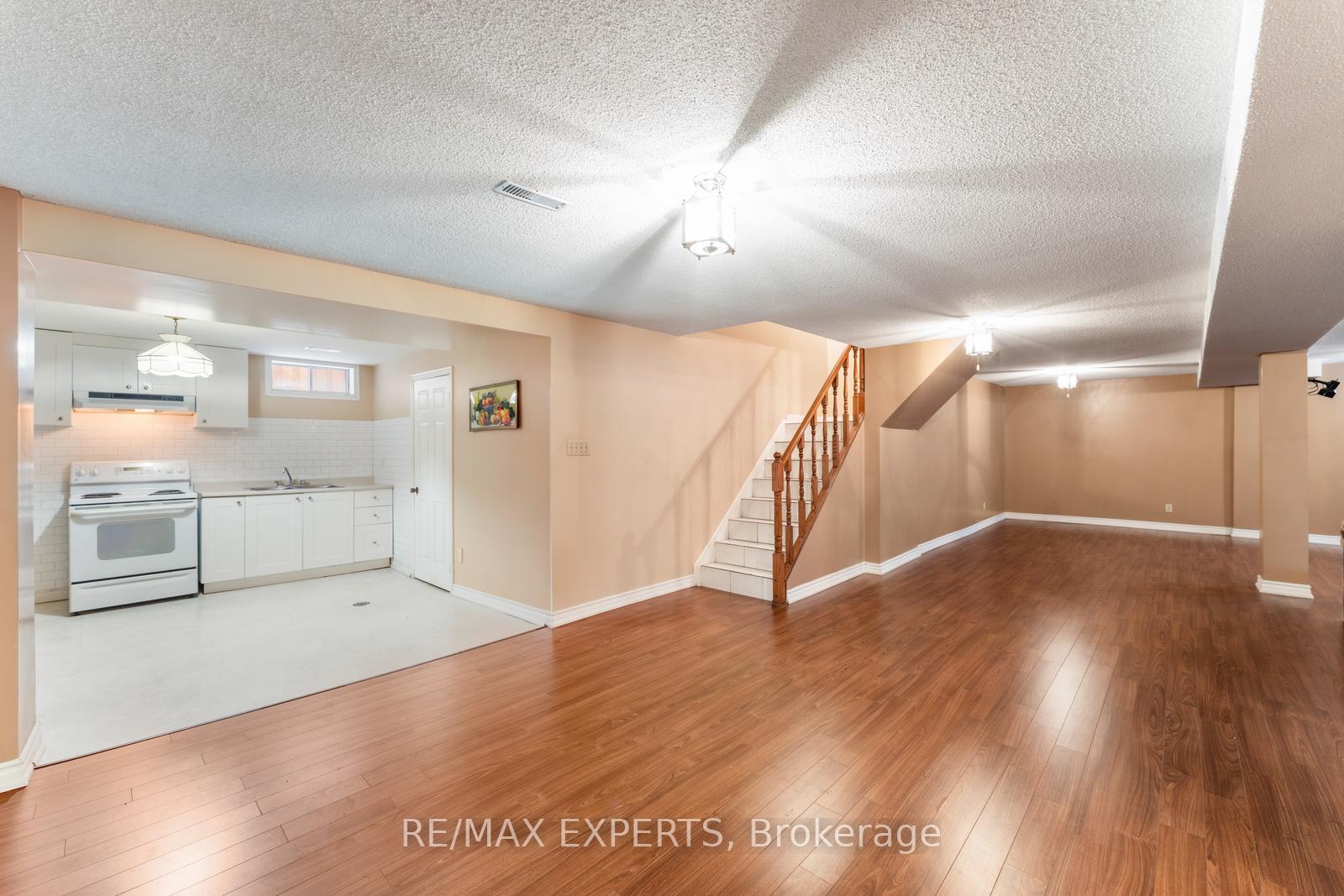 Photo 31 of 85 Claudia Avenue, Vaughan, West Woodbridge — HOMEH