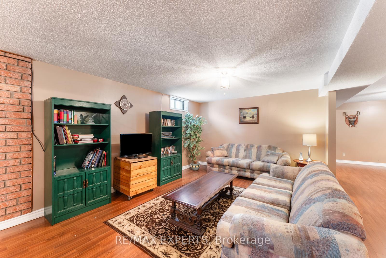 Photo 39 of 85 Claudia Avenue, Vaughan, West Woodbridge — HOMEH