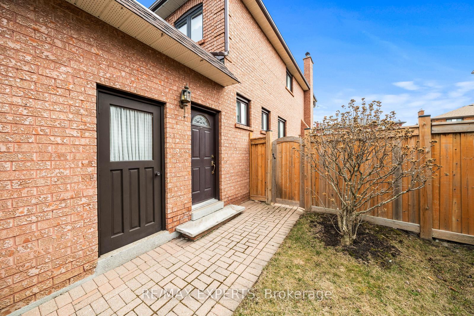 Photo 22 of 85 Claudia Avenue, Vaughan, West Woodbridge — HOMEH