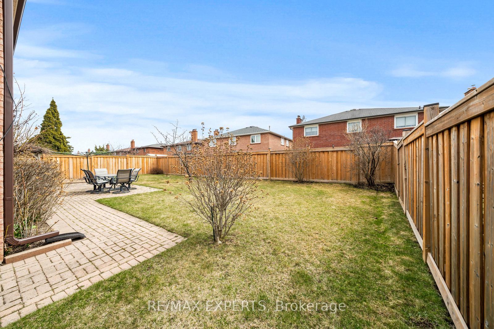 Photo 34 of 85 Claudia Avenue, Vaughan, West Woodbridge — HOMEH
