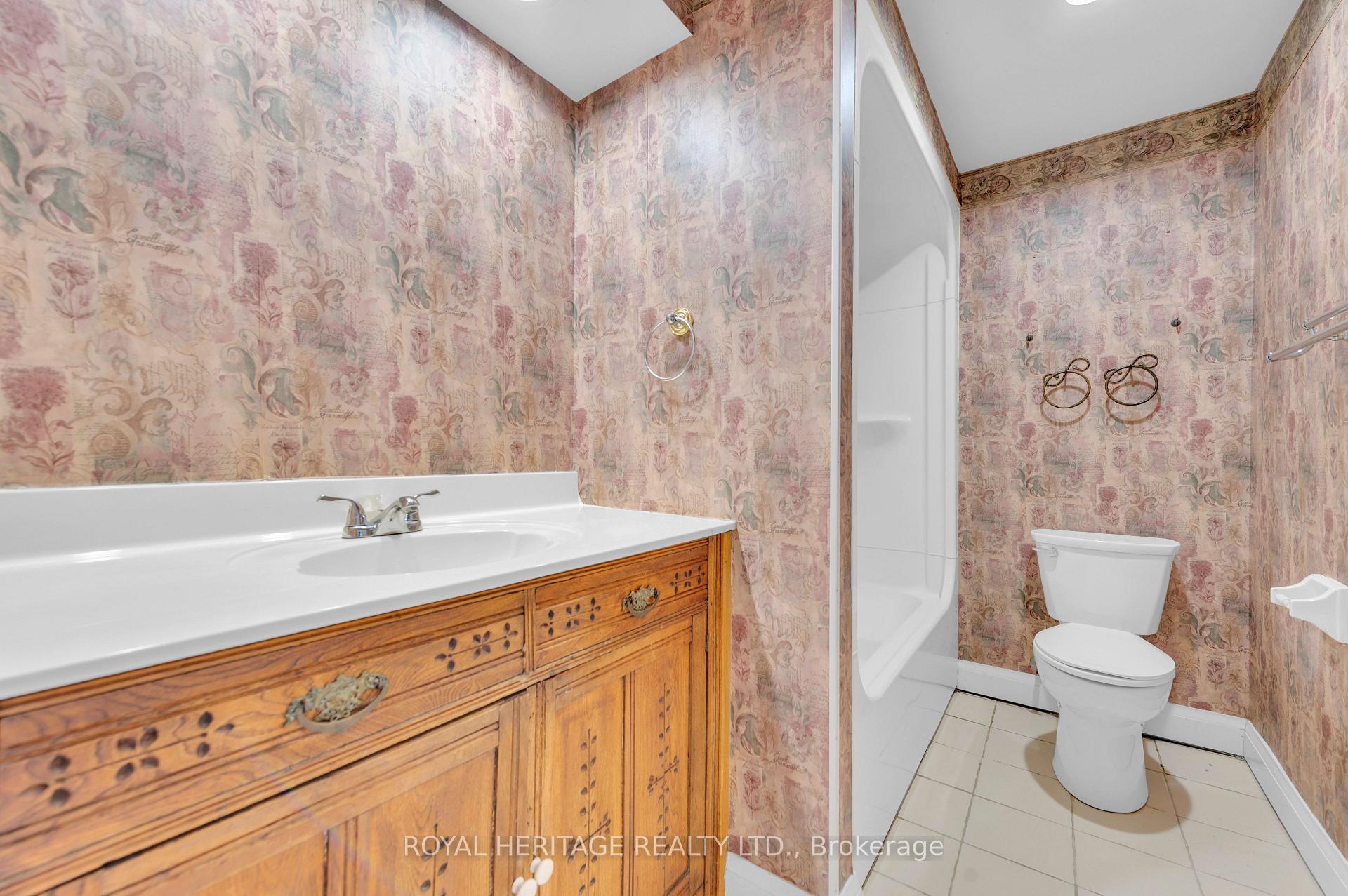 Photo 34 of 162 Queen Street, Belleville, Belleville Ward — HOMEH