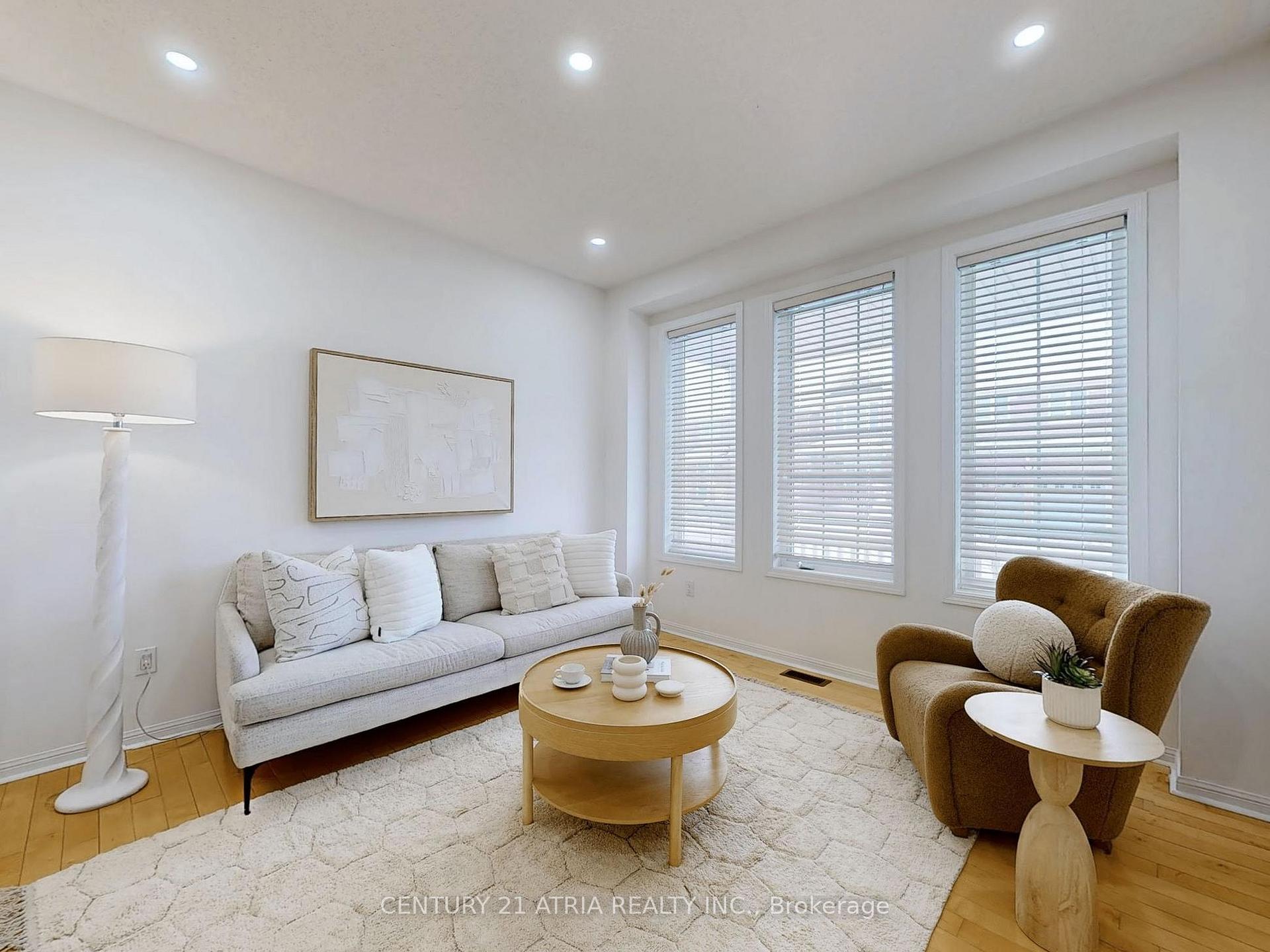 Photo 3 of 13 Dogwood Street, Markham, Wismer — HOMEH