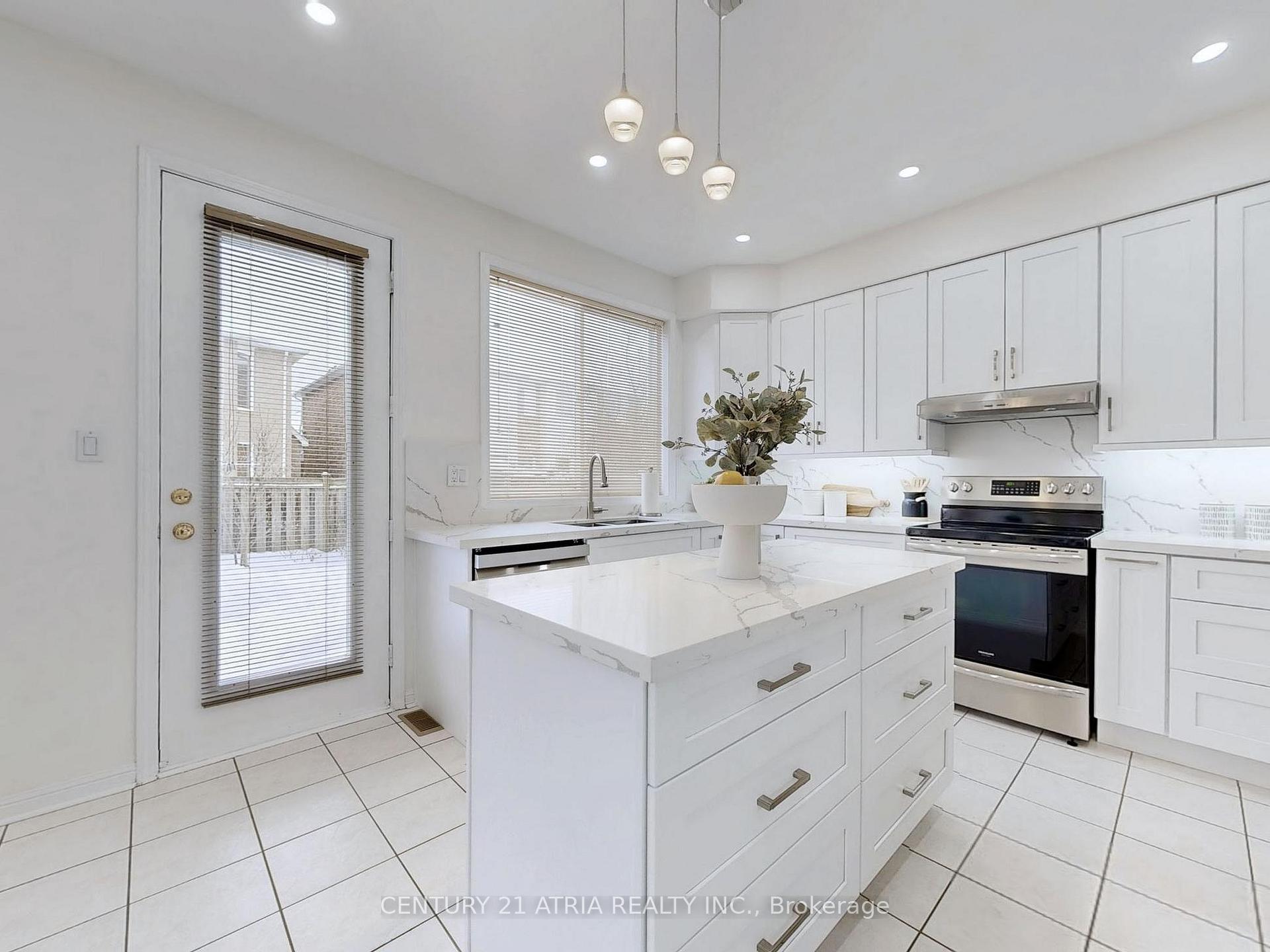 Photo 11 of 13 Dogwood Street, Markham, Wismer — HOMEH