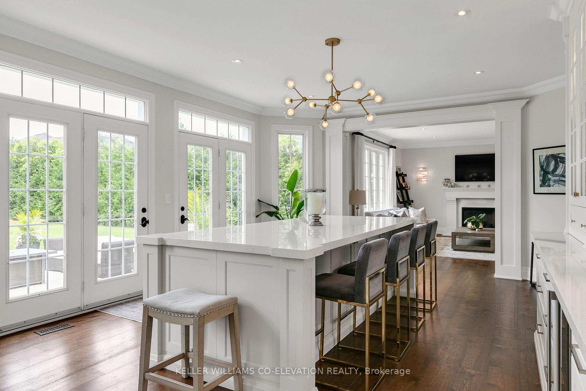 Photo 5 of 275 Athabasca Drive, Vaughan, Rural Vaughan — HOMEH