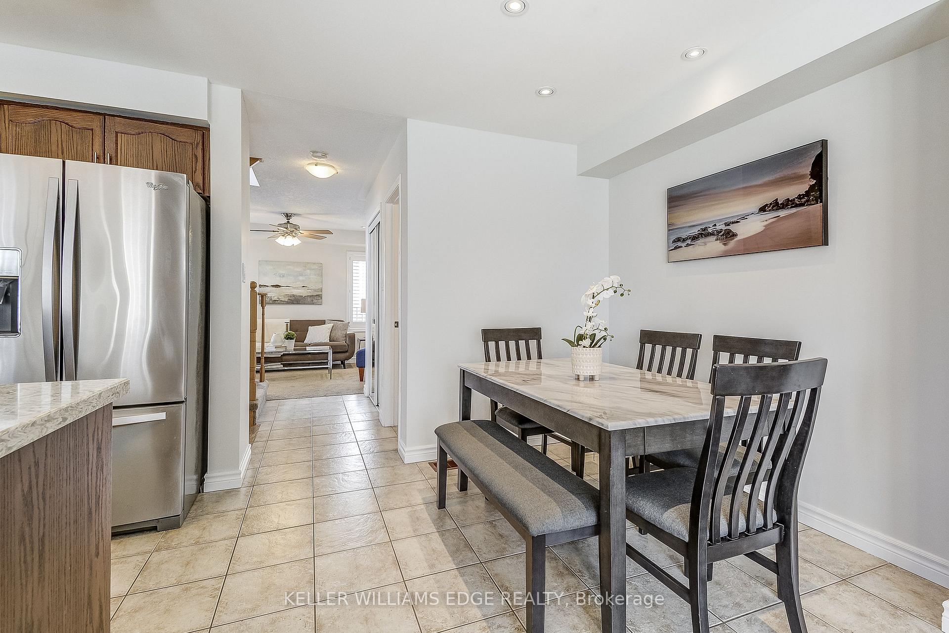 Photo 3 of Unit 4, 7 Sirente Drive, Hamilton, Crerar — HOMEH