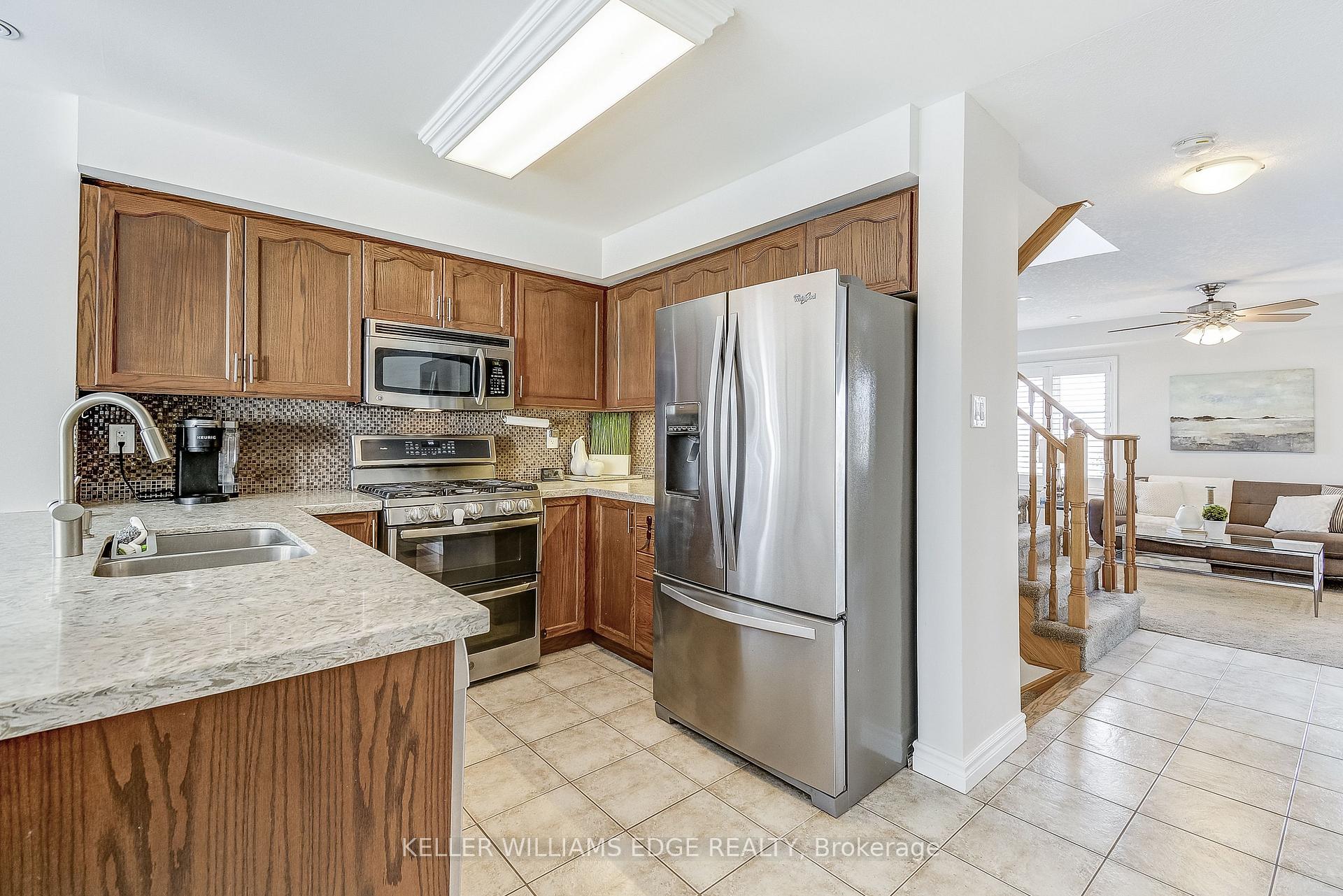 Photo 6 of Unit 4, 7 Sirente Drive, Hamilton, Crerar — HOMEH