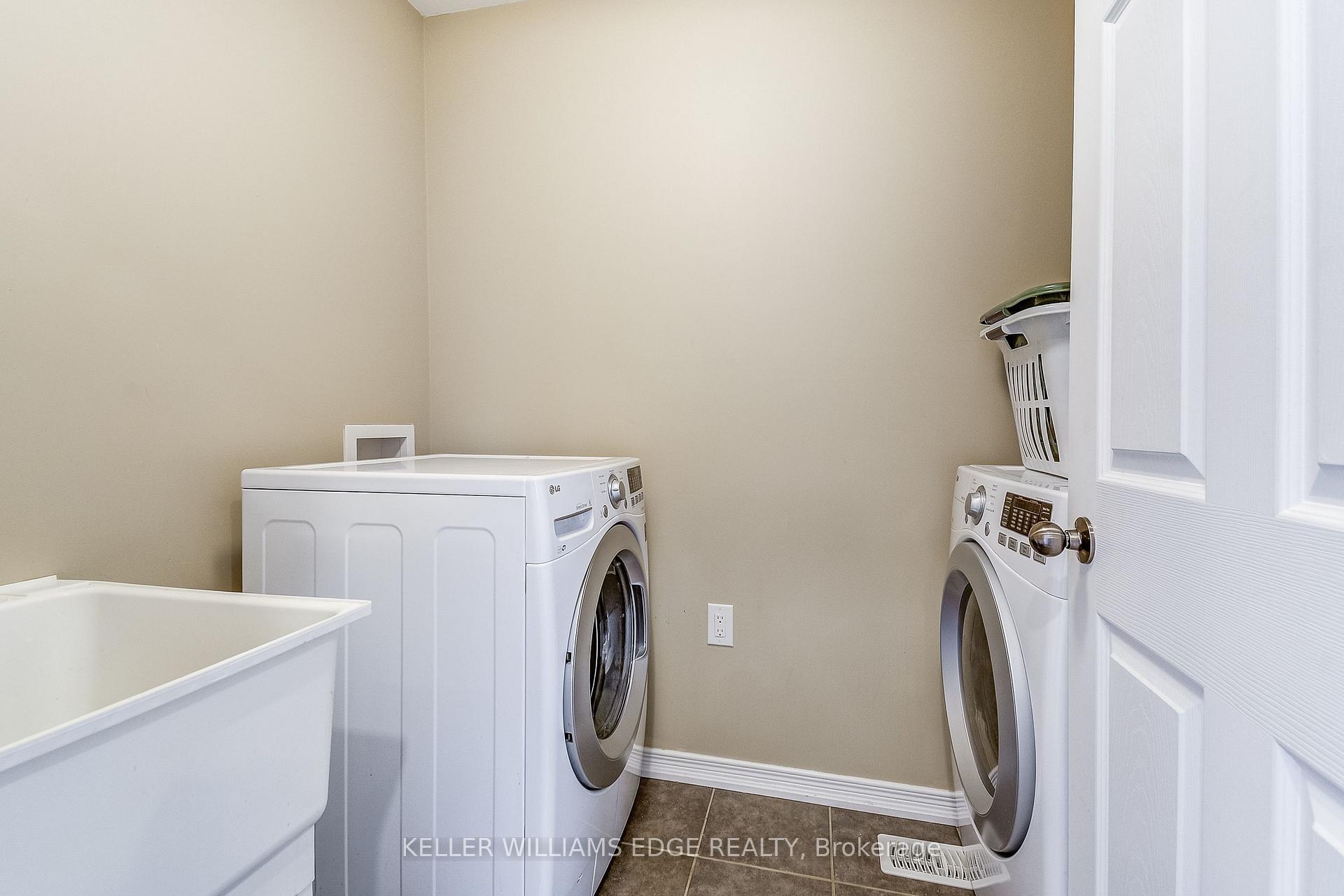 Photo 20 of Unit 4, 7 Sirente Drive, Hamilton, Crerar — HOMEH