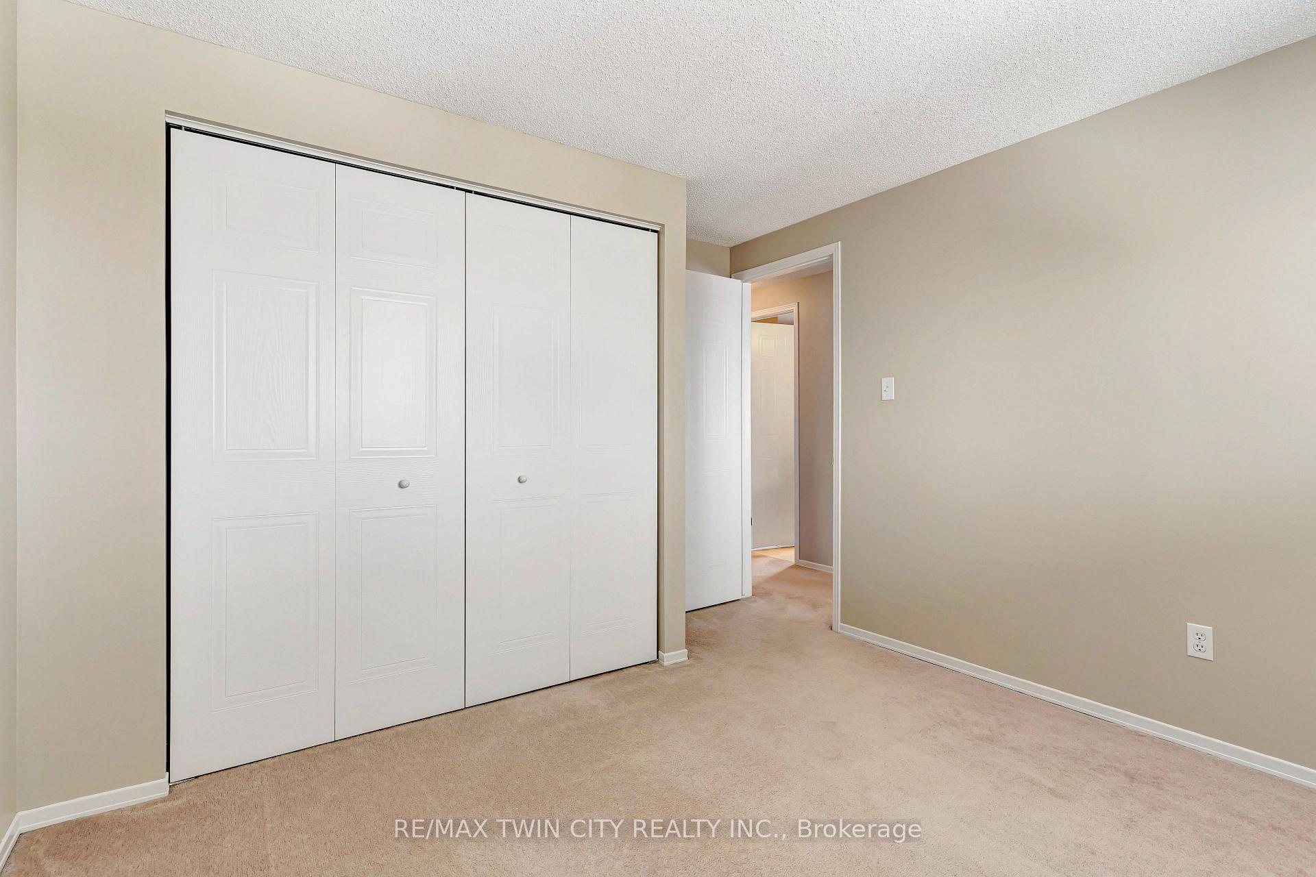 Photo 21 of 172 Auburn Drive, Kitchener — HOMEH