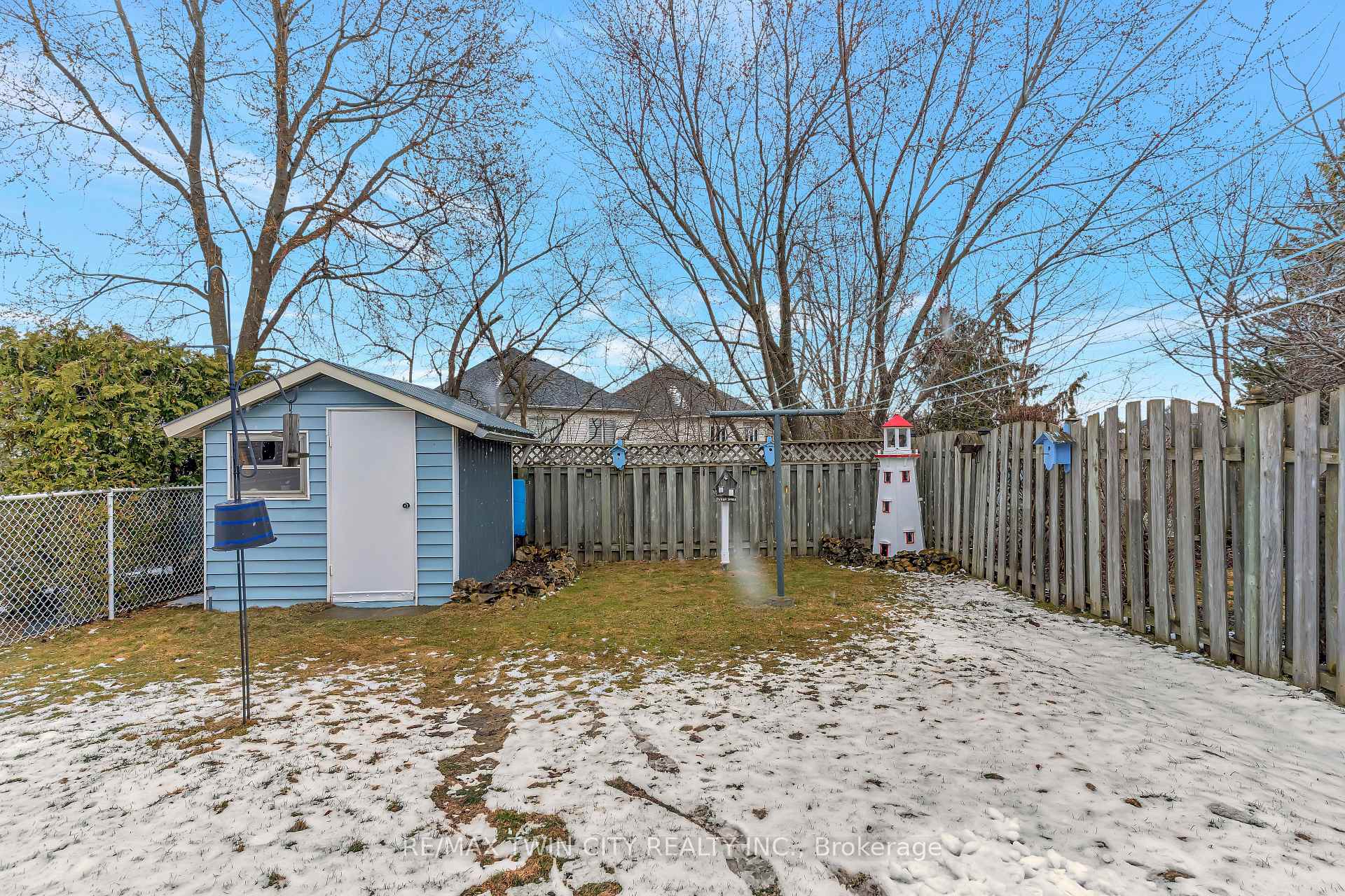 Photo 28 of 172 Auburn Drive, Kitchener — HOMEH