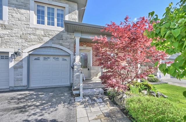 Photo 2 of 27 Kingsmere Crescent, New Tecumseth, Alliston — HOMEH