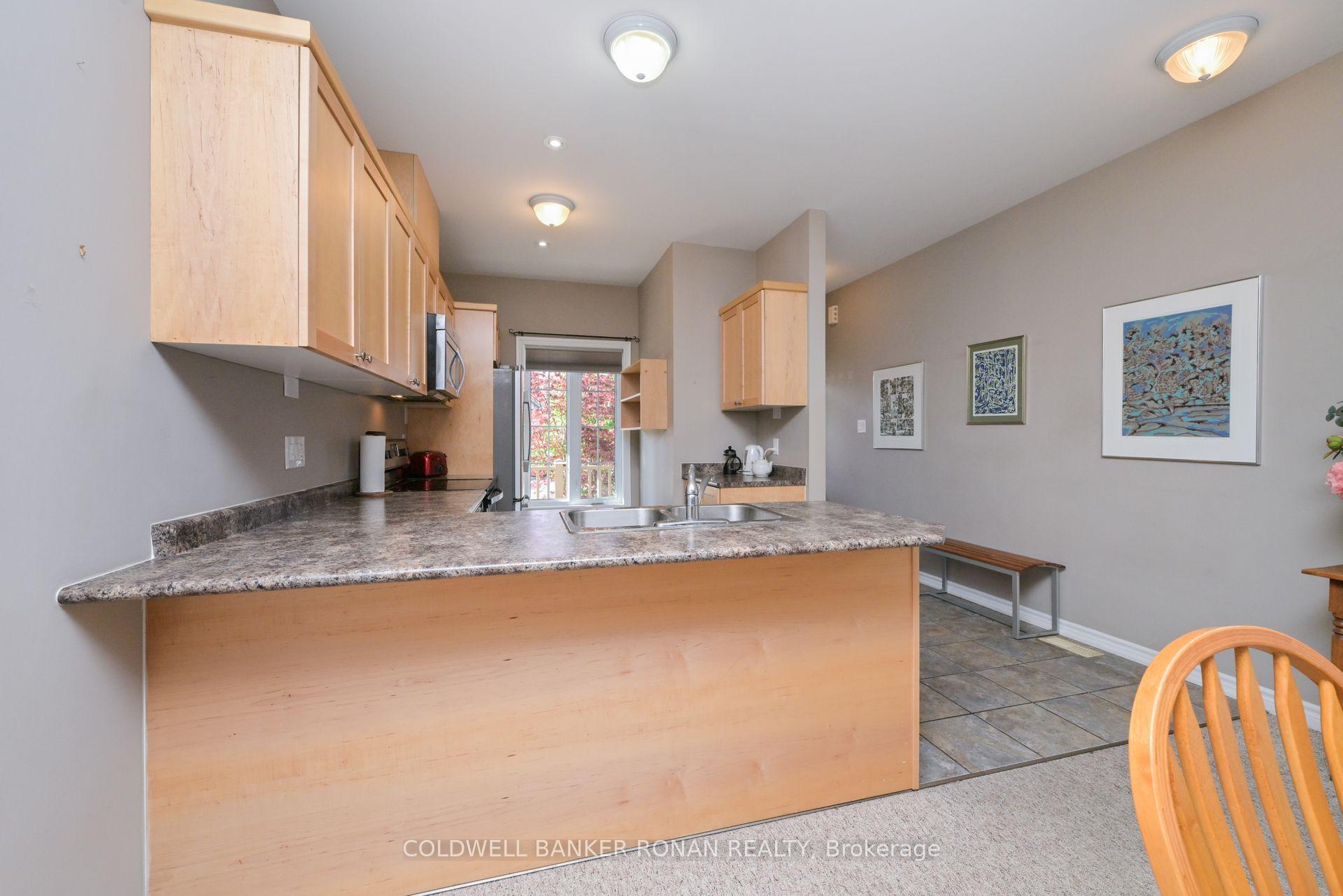 Photo 11 of 27 Kingsmere Crescent, New Tecumseth, Alliston — HOMEH