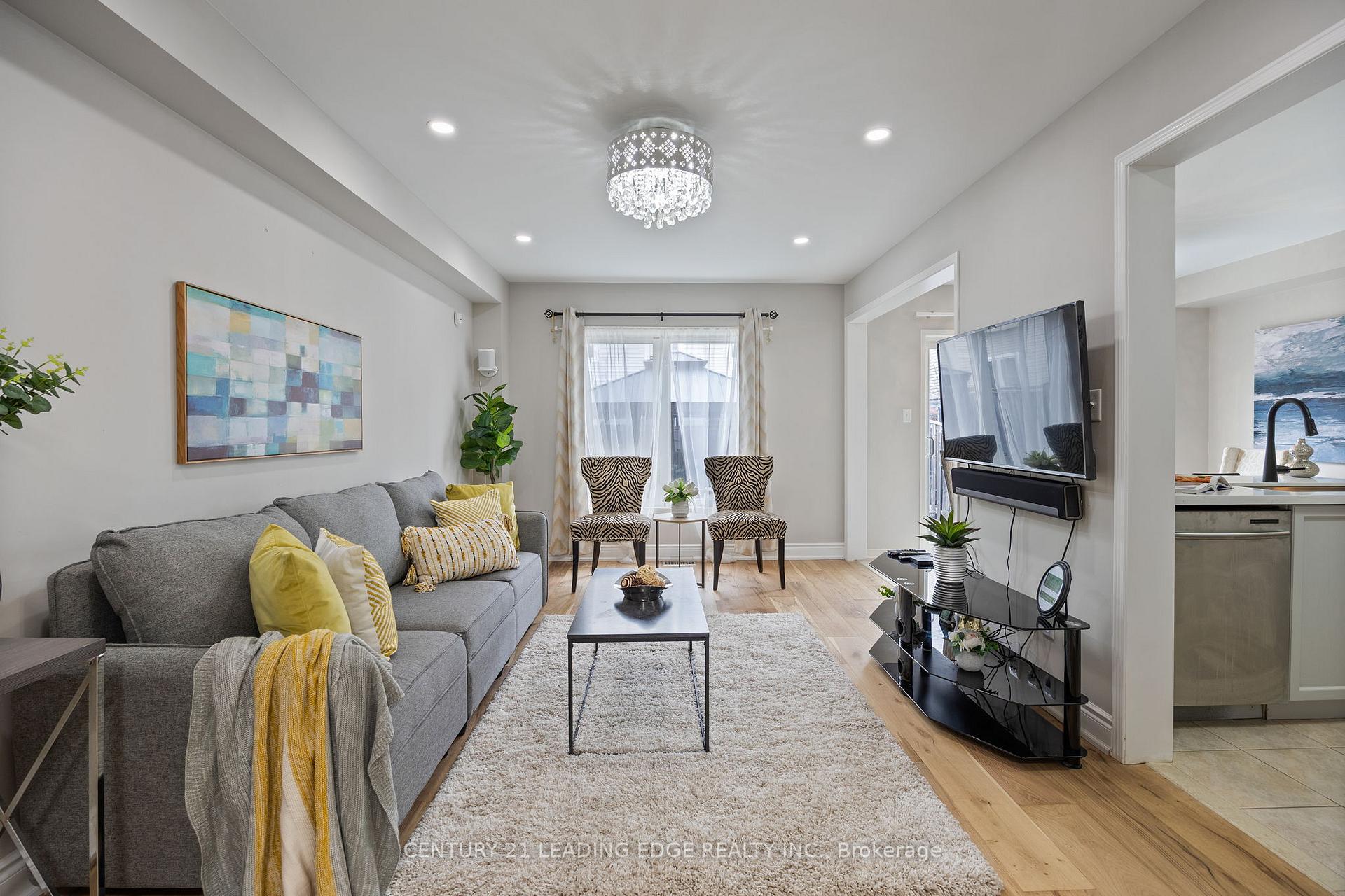 Photo 8 of 41 Westray Crescent, Ajax, Northeast Ajax — HOMEH
