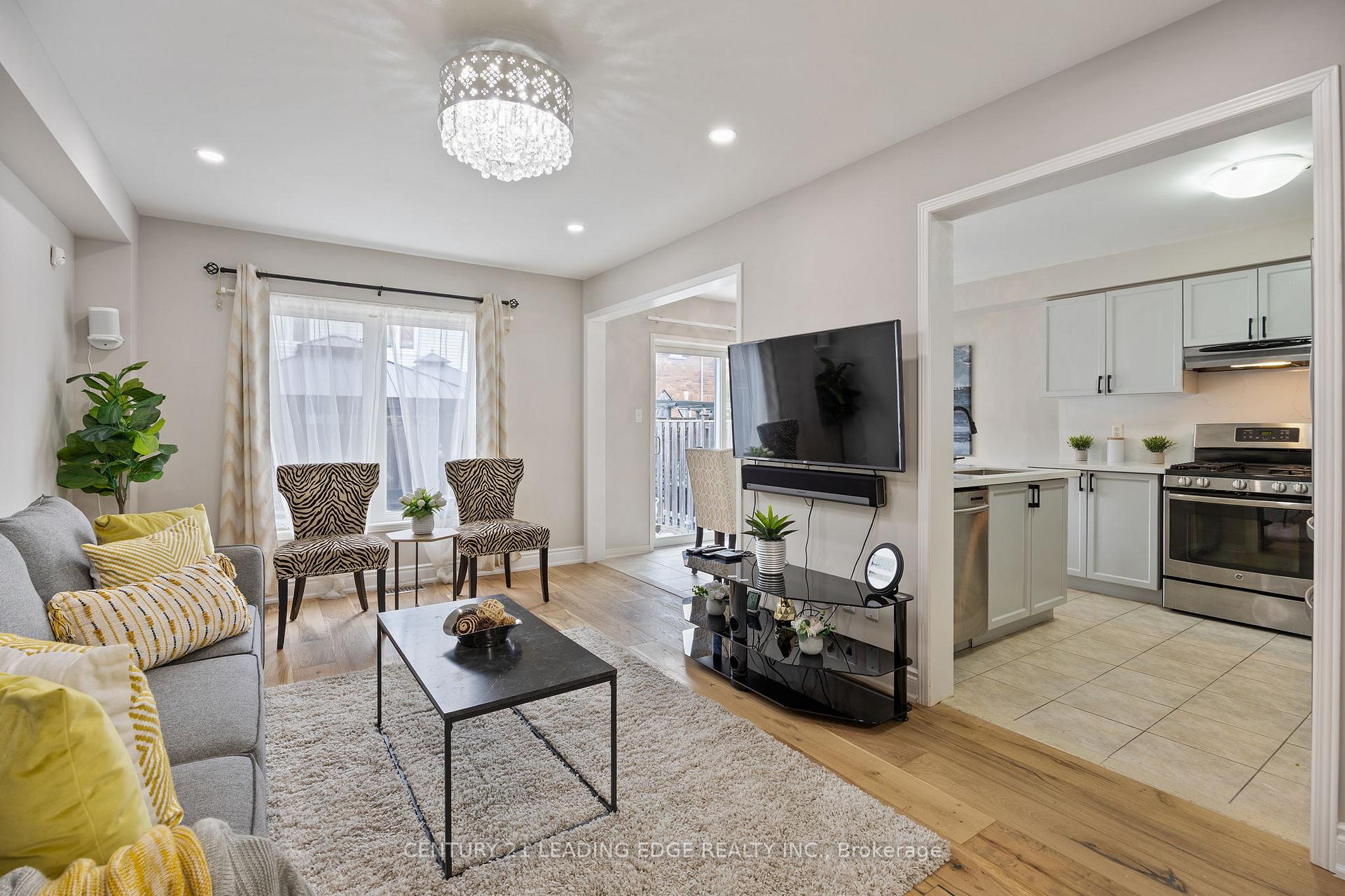 Photo 7 of 41 Westray Crescent, Ajax, Northeast Ajax — HOMEH