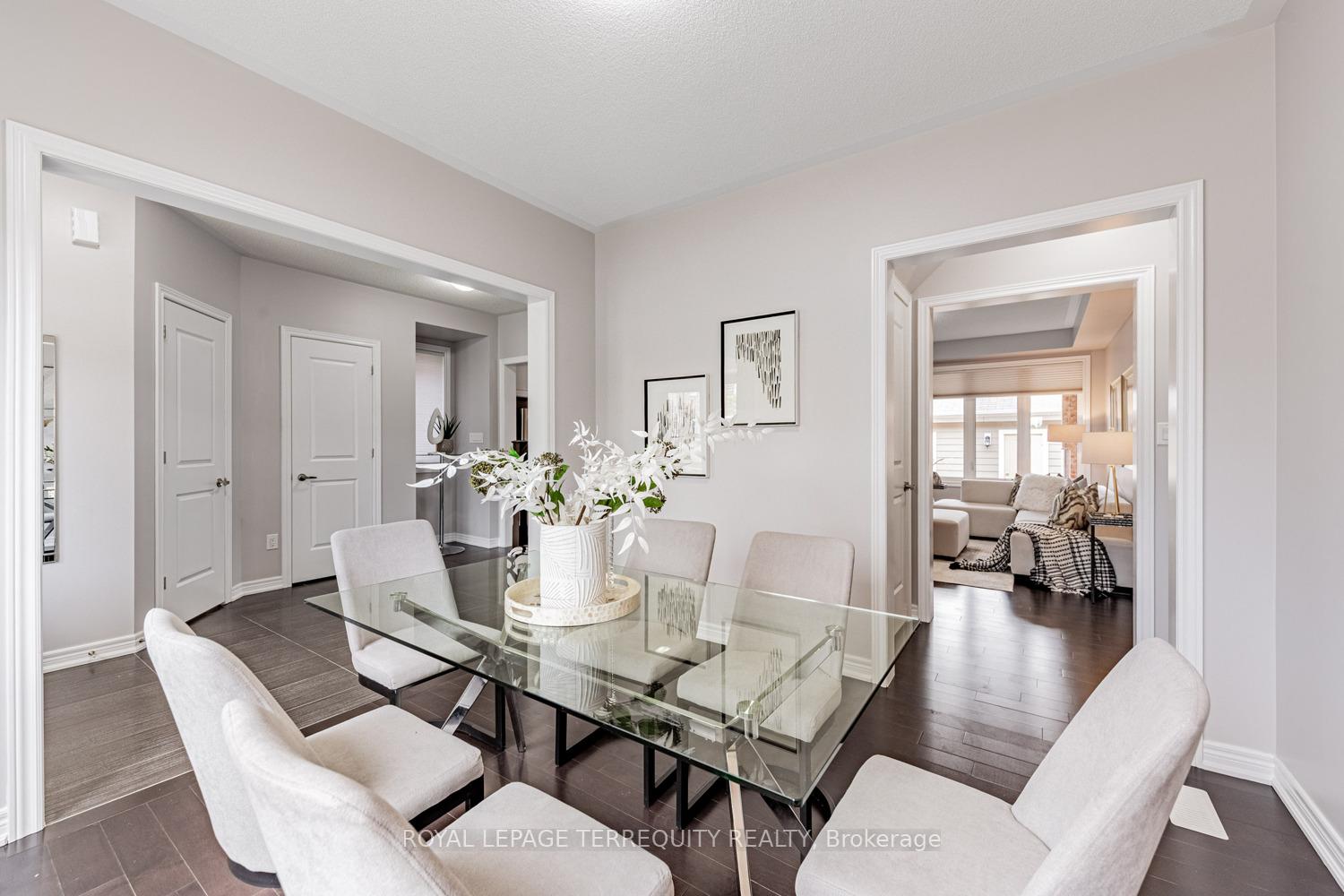 Photo 8 of 207 Almira Avenue, Markham, Cornell — HOMEH