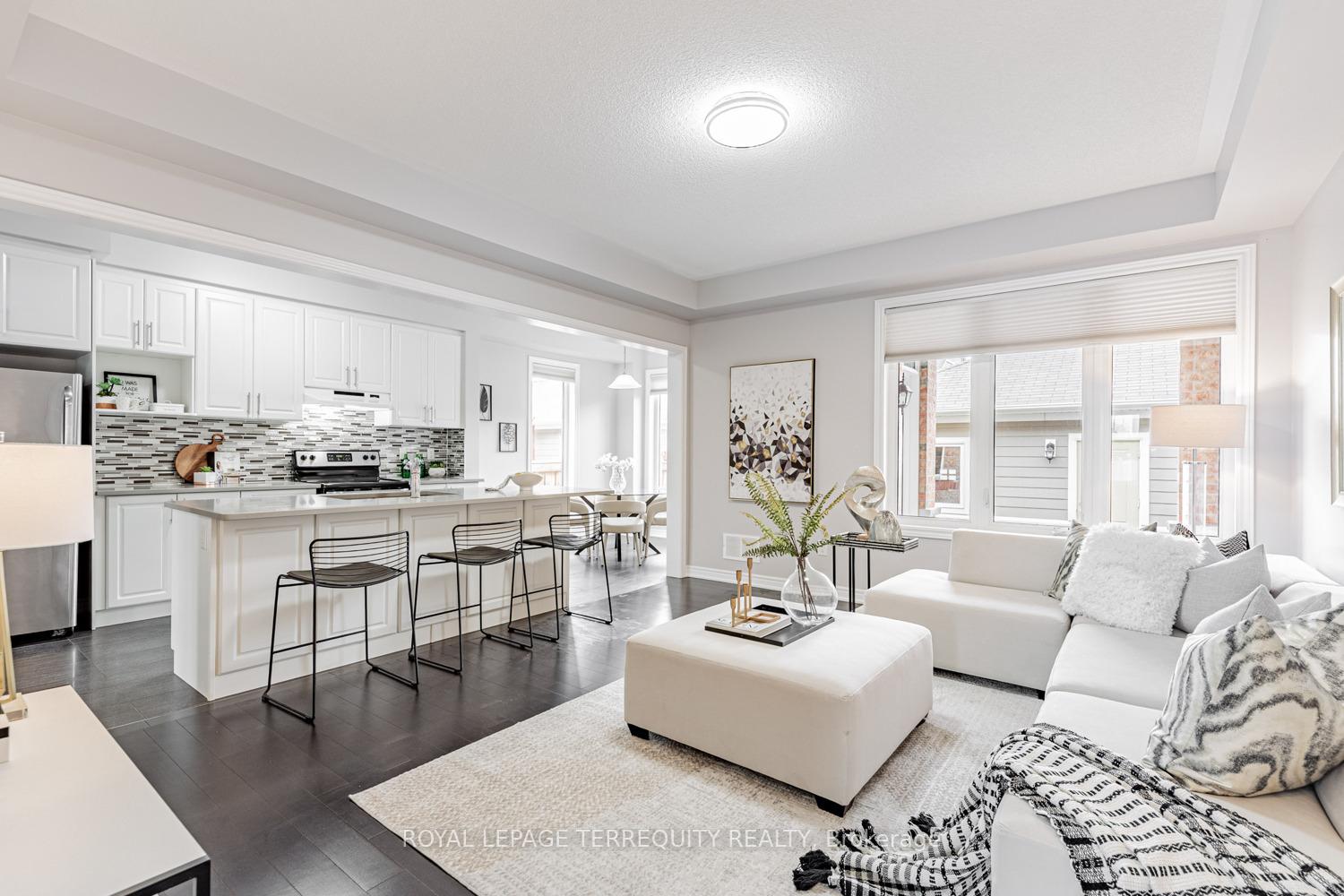 Photo 9 of 207 Almira Avenue, Markham, Cornell — HOMEH