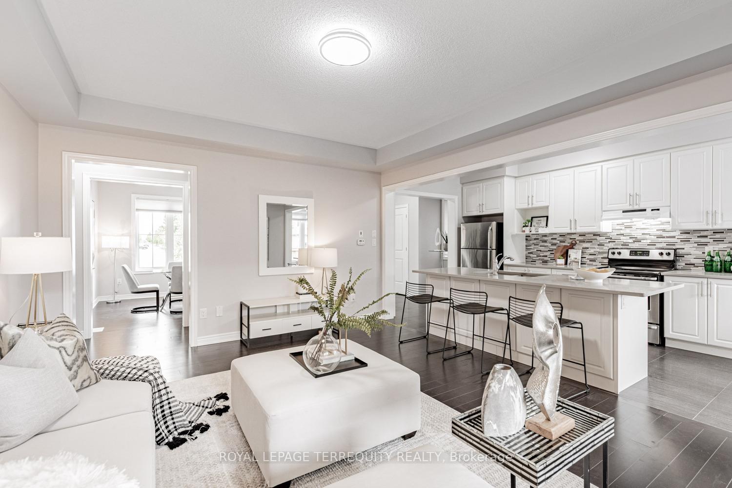 Photo 11 of 207 Almira Avenue, Markham, Cornell — HOMEH