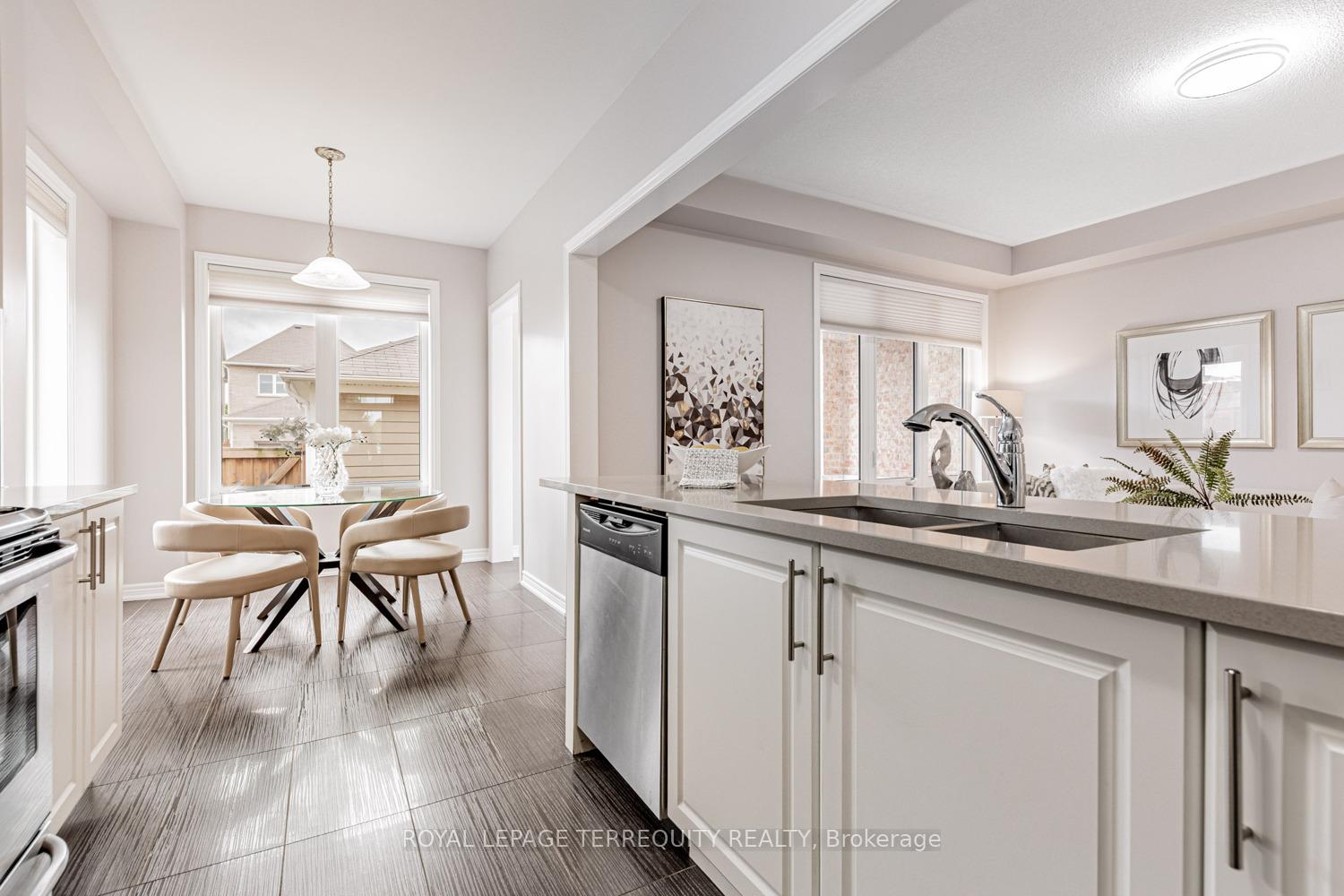 Photo 15 of 207 Almira Avenue, Markham, Cornell — HOMEH