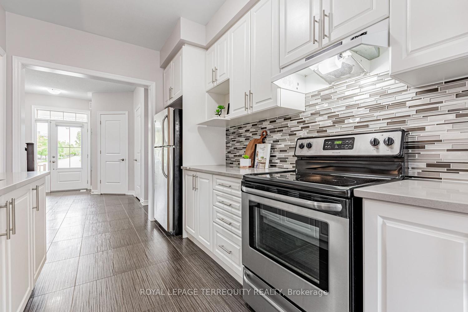 Photo 28 of 207 Almira Avenue, Markham, Cornell — HOMEH