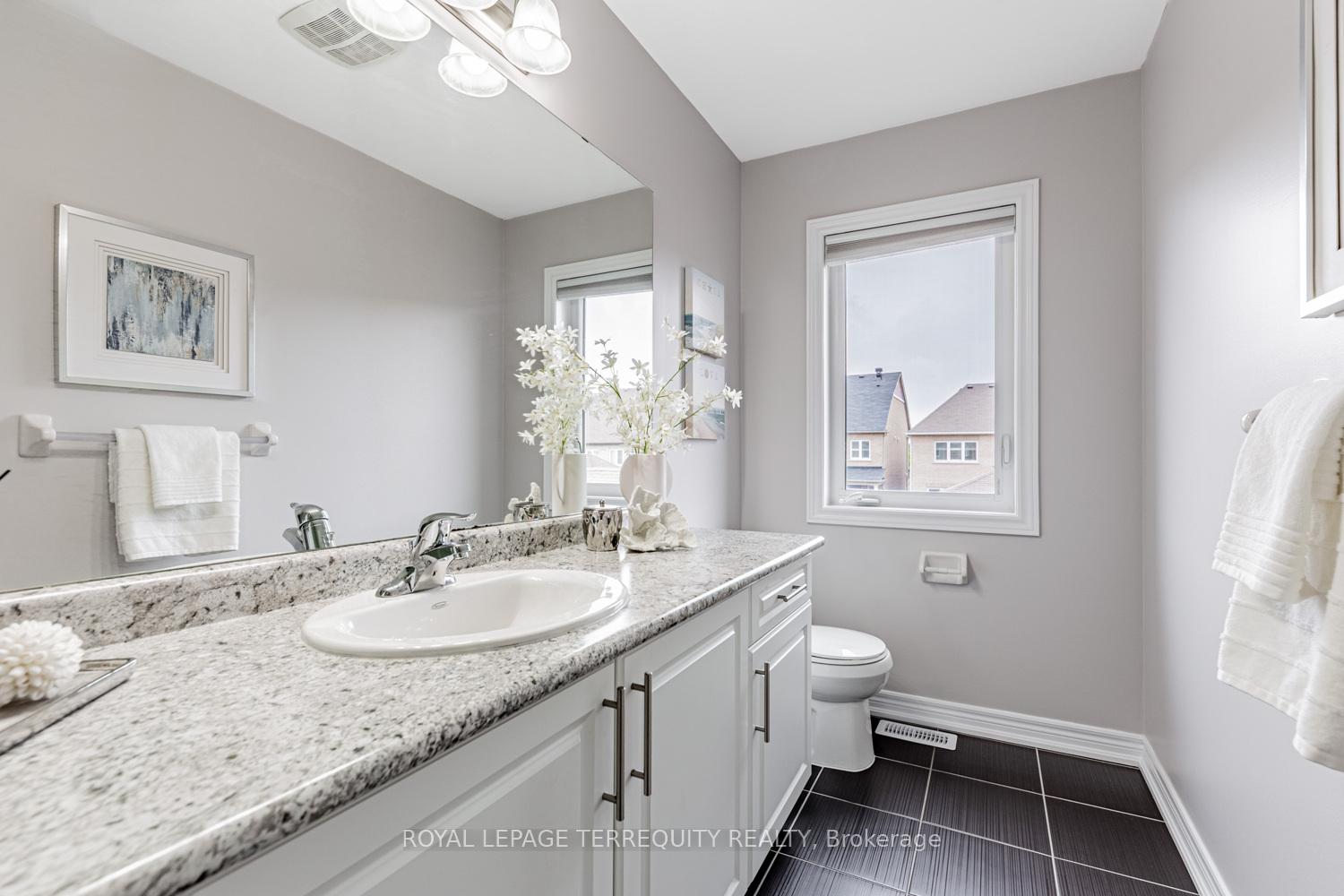 Photo 23 of 207 Almira Avenue, Markham, Cornell — HOMEH