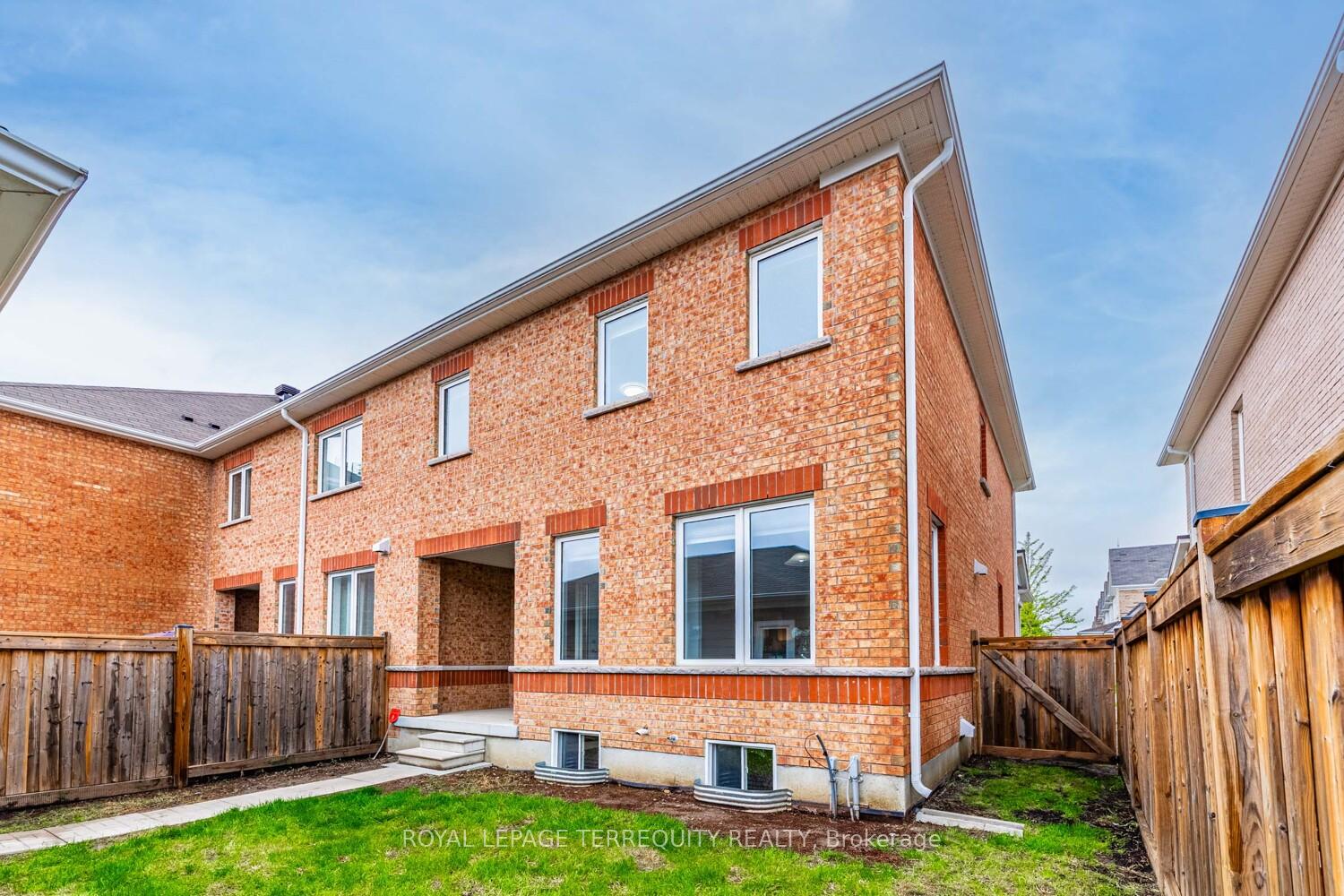 Photo 32 of 207 Almira Avenue, Markham, Cornell — HOMEH