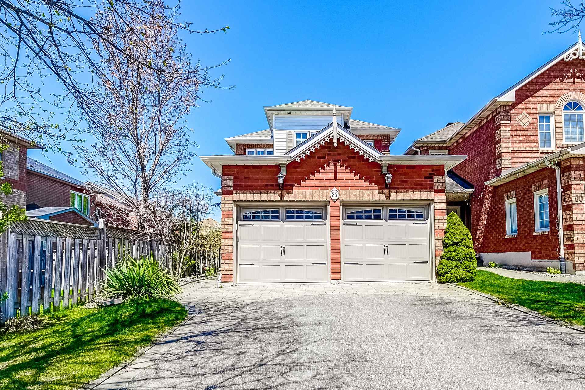 Photo 2 of 86 Downey Circle, Aurora, Bayview Wellington — HOMEH