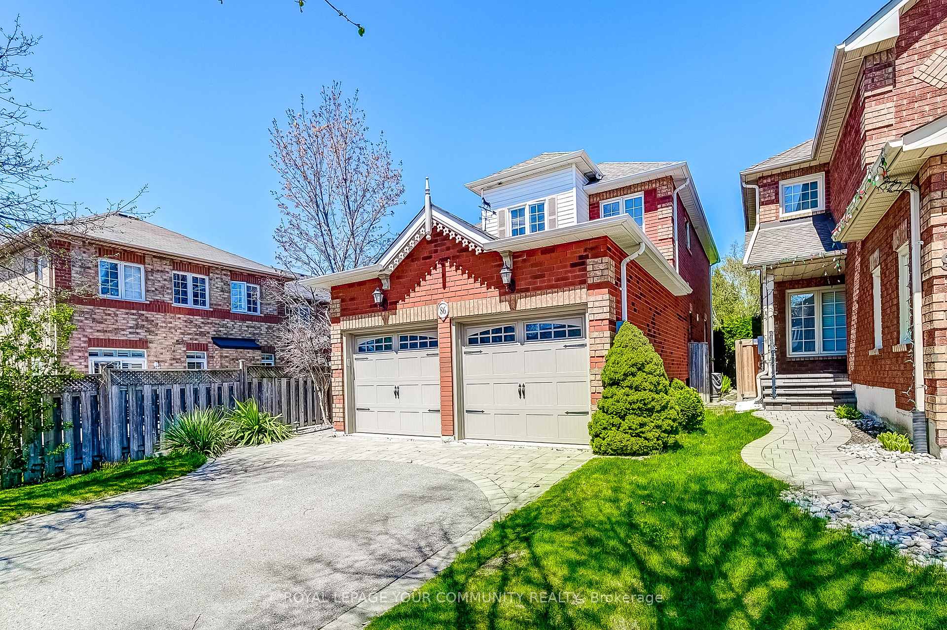 Photo 10 of 86 Downey Circle, Aurora, Bayview Wellington — HOMEH