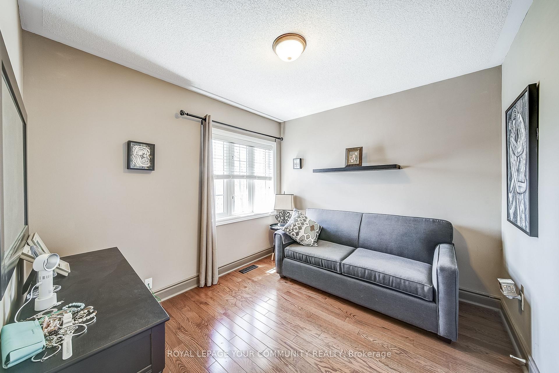 Photo 21 of 86 Downey Circle, Aurora, Bayview Wellington — HOMEH