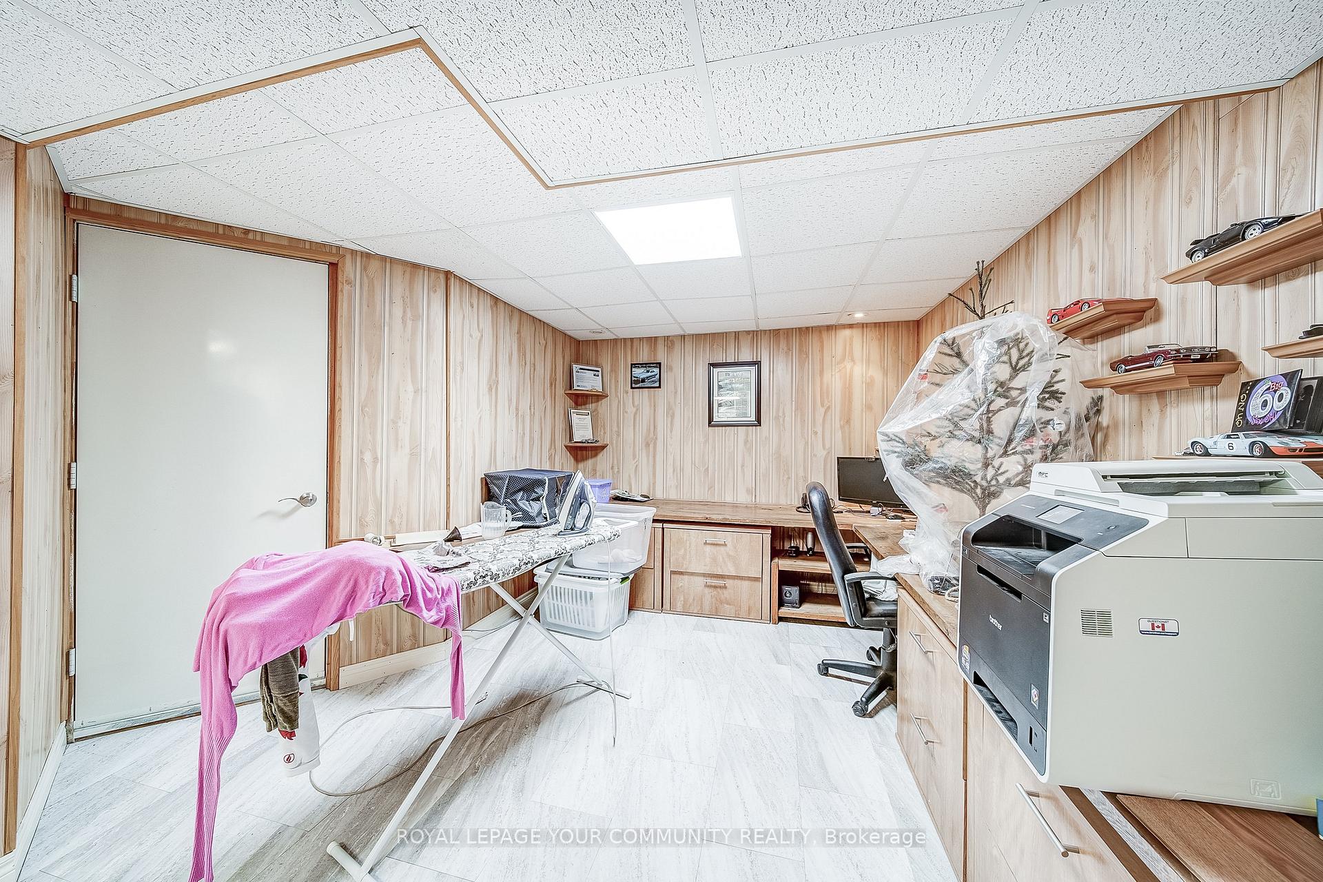Photo 36 of 86 Downey Circle, Aurora, Bayview Wellington — HOMEH