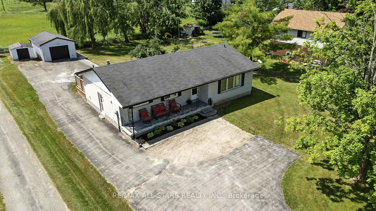 Photo 1 of 425 Cameron Street E, Brock, Cannington — HOMEH