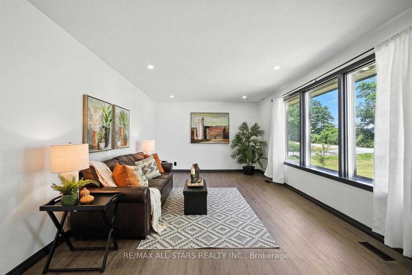 Photo 7 of 425 Cameron Street E, Brock, Cannington — HOMEH