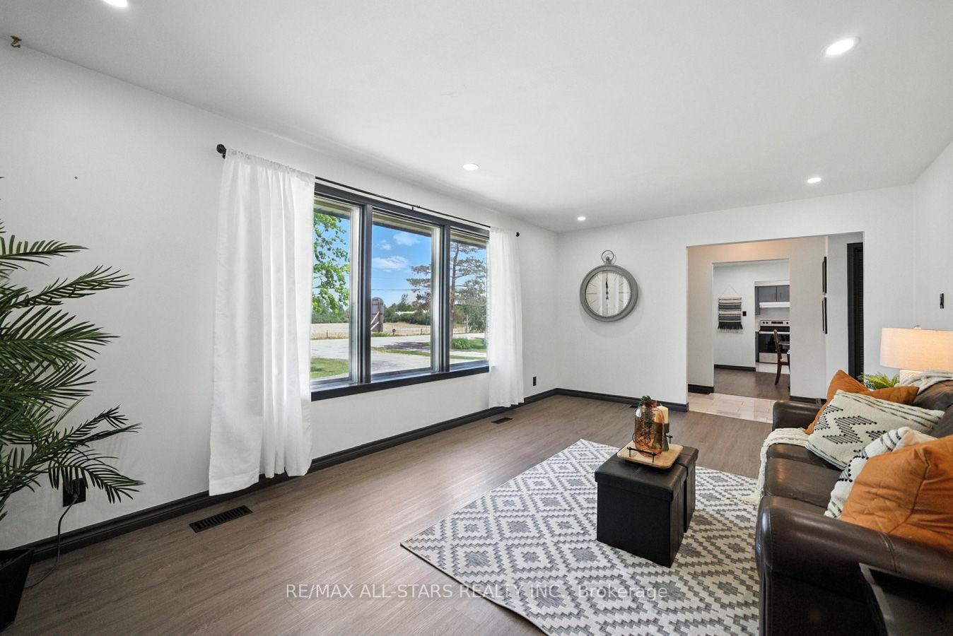 Photo 15 of 425 Cameron Street E, Brock, Cannington — HOMEH