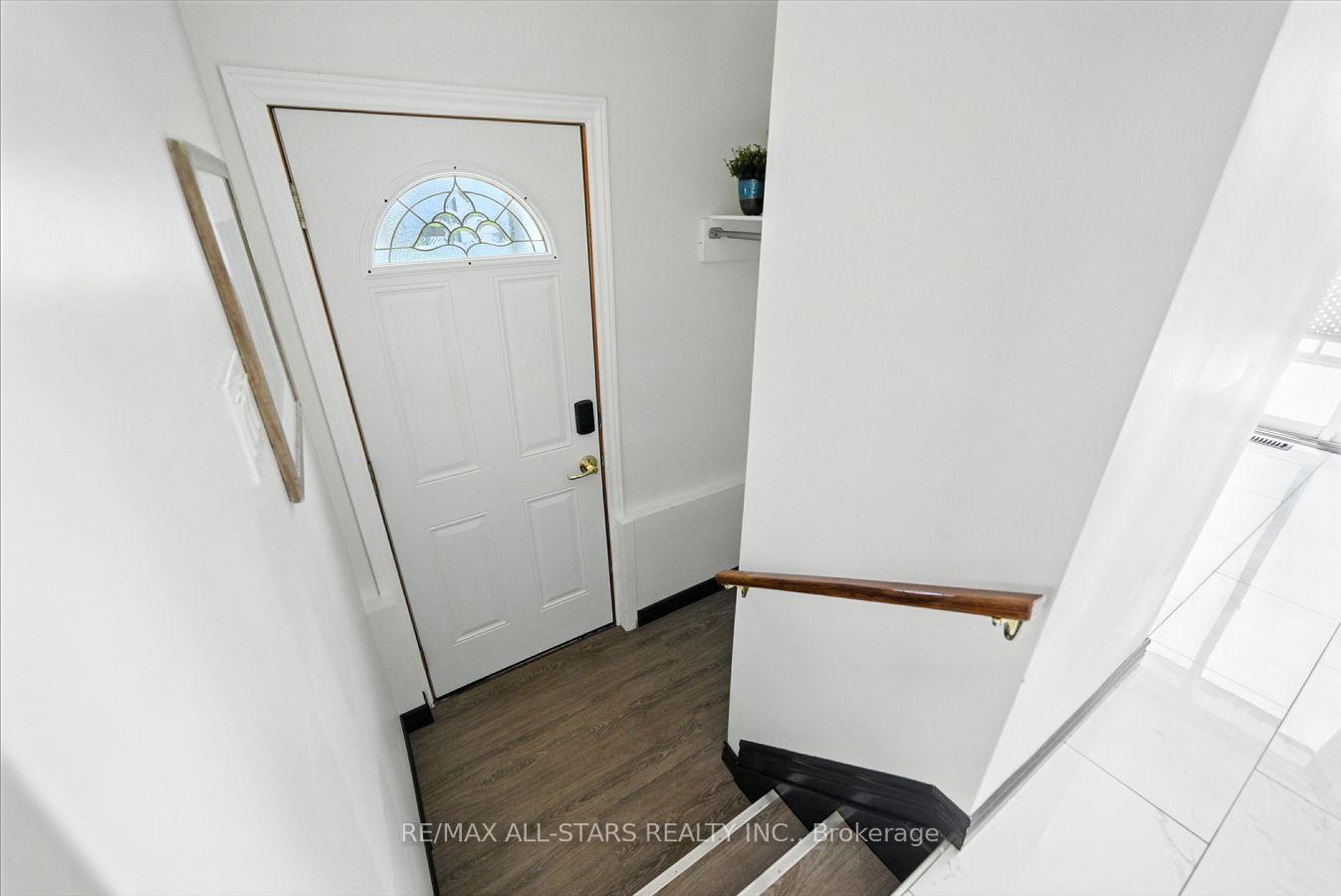 Photo 13 of 425 Cameron Street E, Brock, Cannington — HOMEH