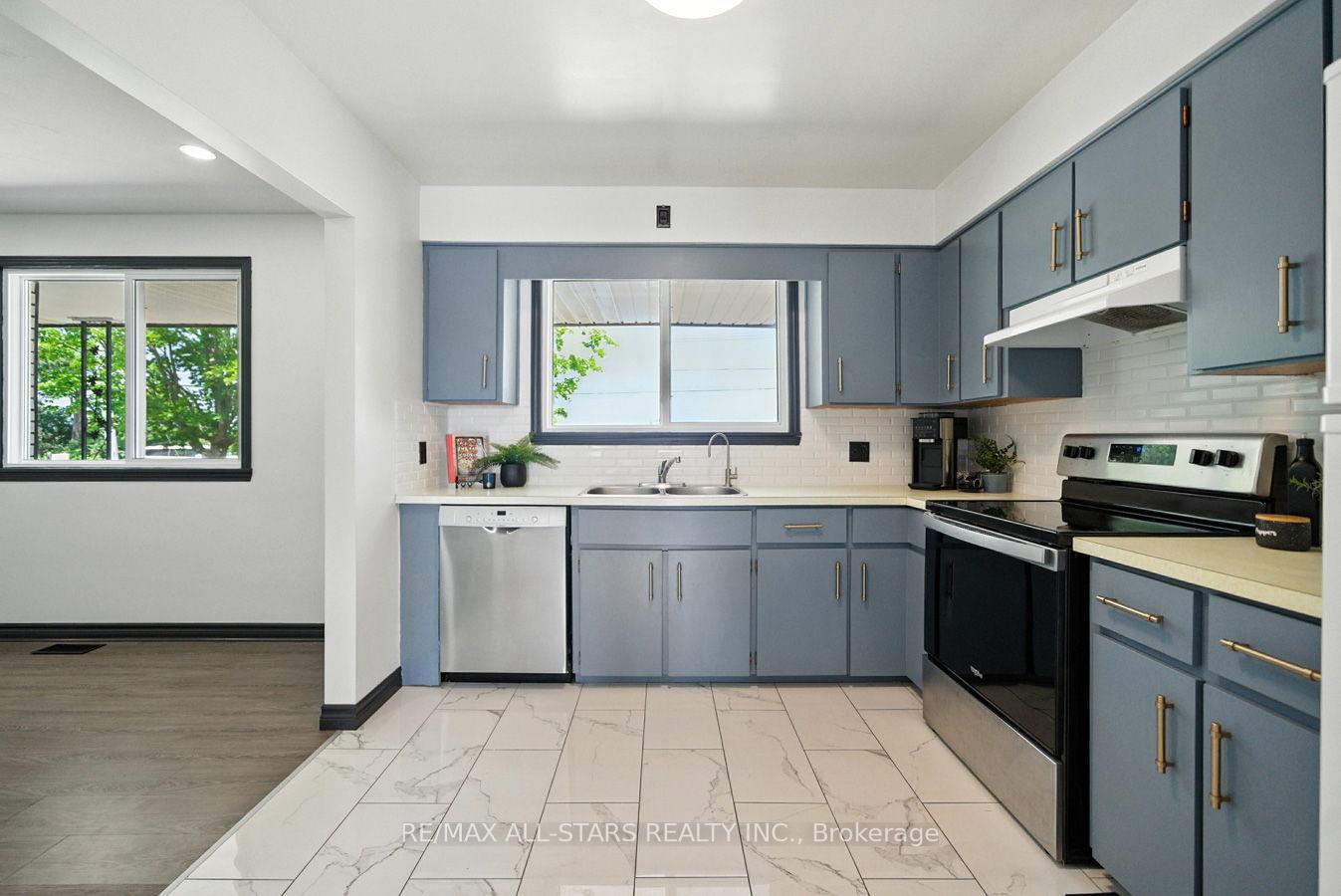 Photo 18 of 425 Cameron Street E, Brock, Cannington — HOMEH