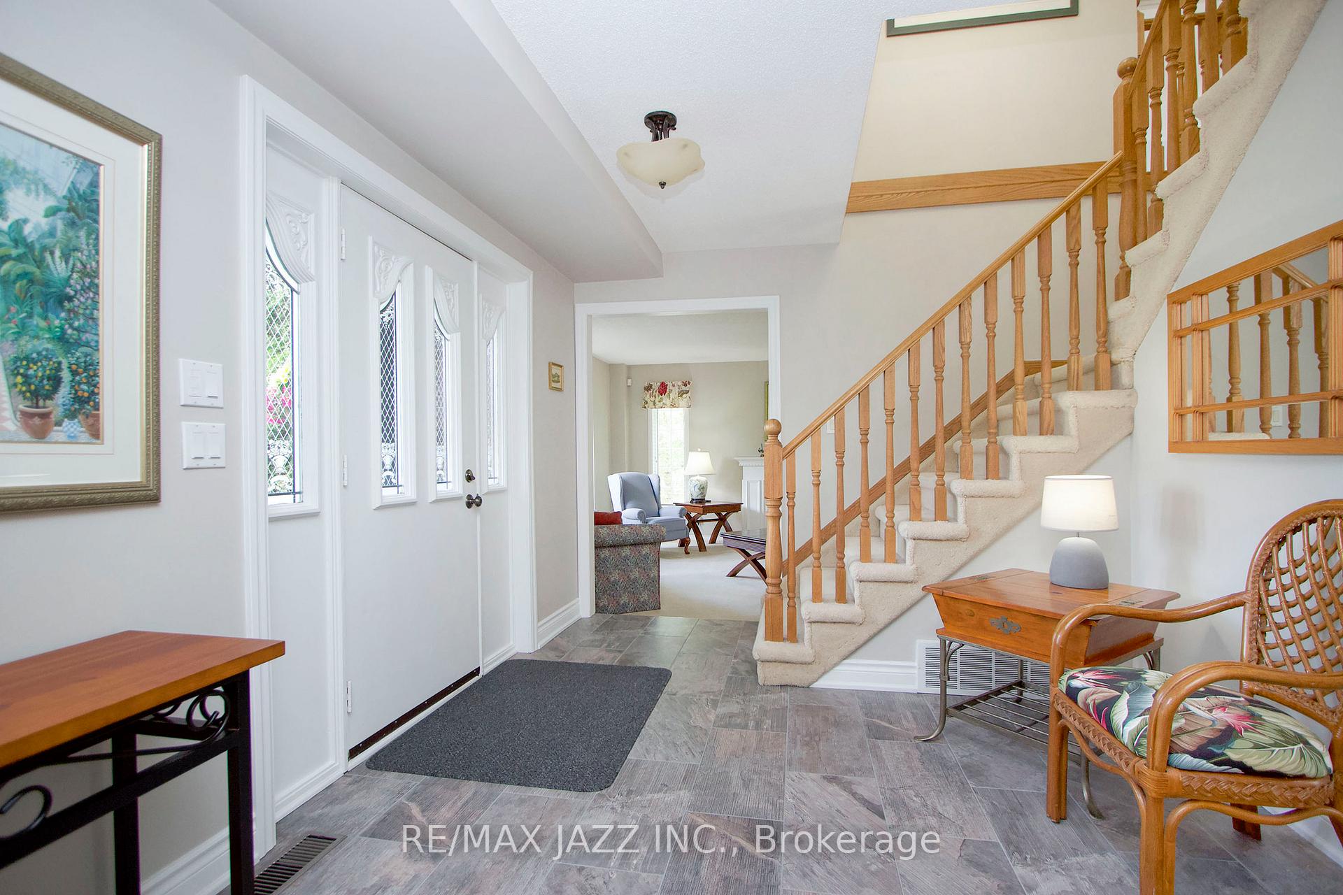 Photo 12 of 35 Castle Harbour Drive, Scugog, Port Perry — HOMEH