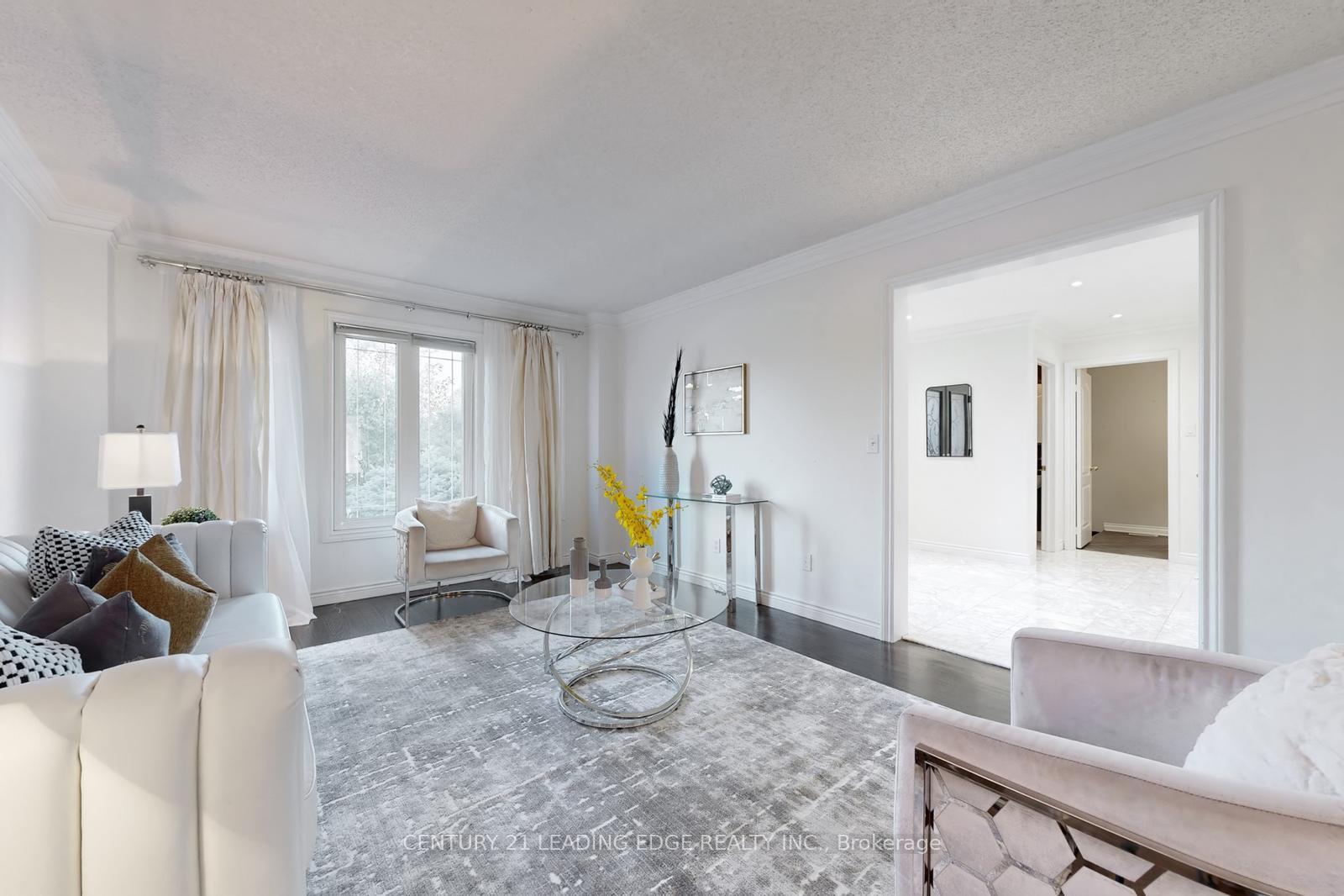 Photo 12 of 32 Charrington Crescent, Markham, Unionville — HOMEH