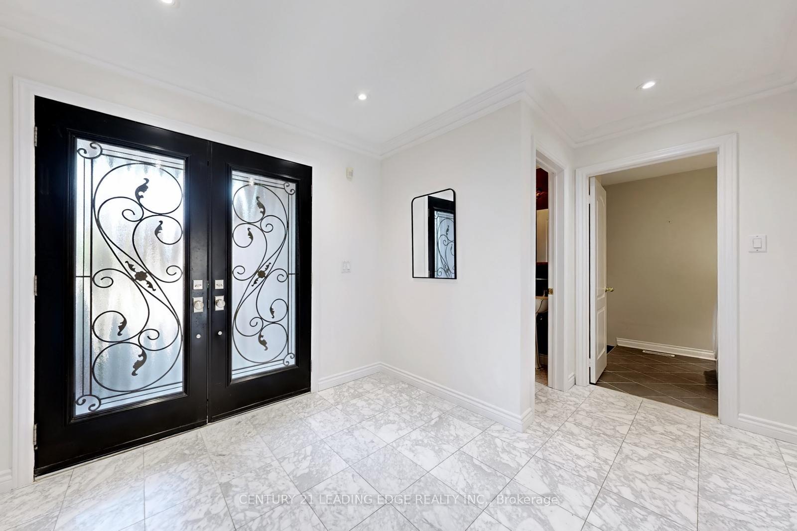 Photo 17 of 32 Charrington Crescent, Markham, Unionville — HOMEH