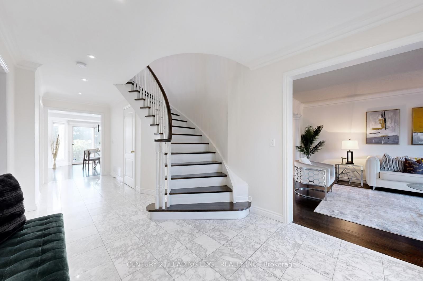 Photo 19 of 32 Charrington Crescent, Markham, Unionville — HOMEH