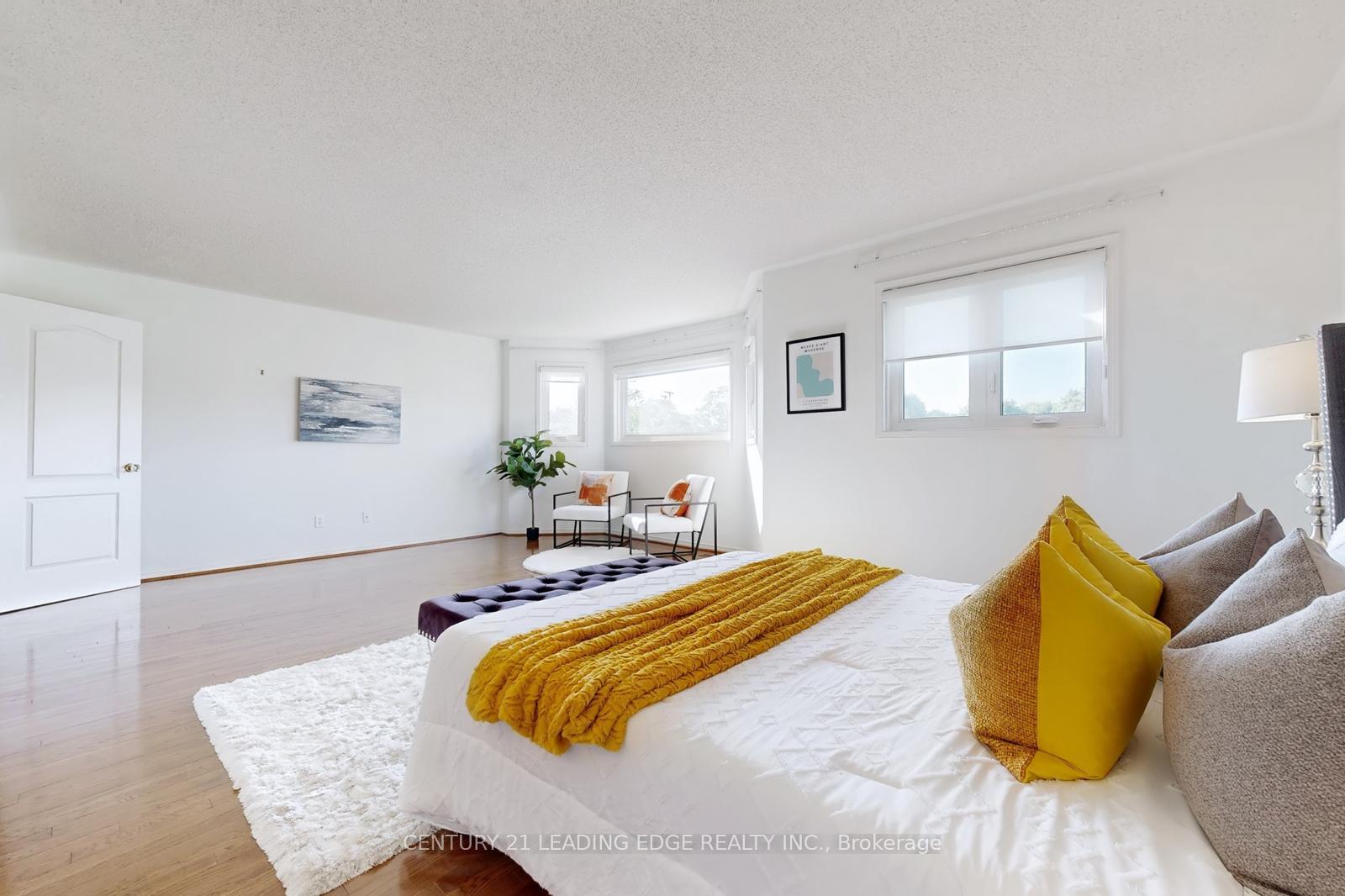 Photo 18 of 32 Charrington Crescent, Markham, Unionville — HOMEH