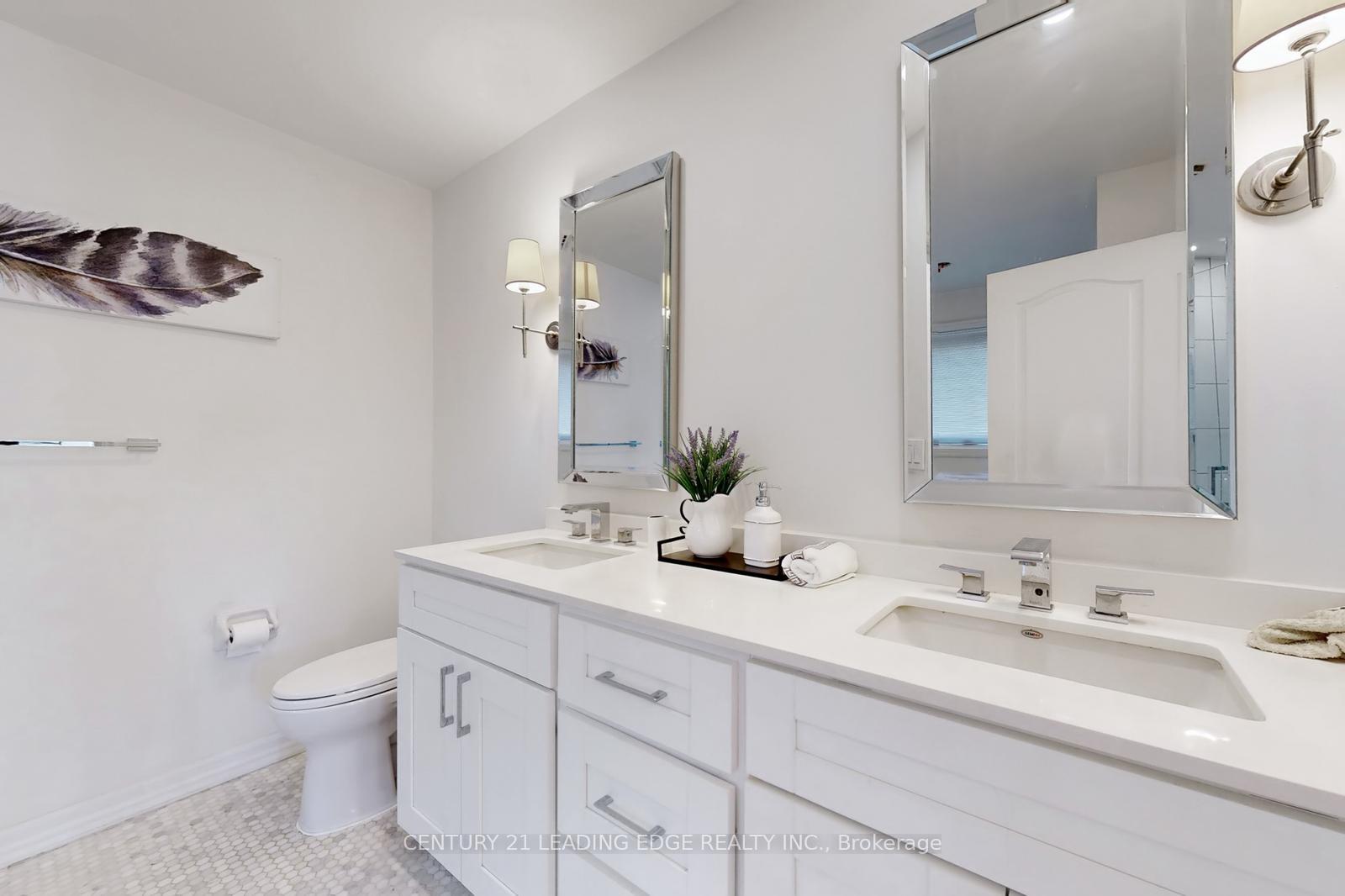 Photo 24 of 32 Charrington Crescent, Markham, Unionville — HOMEH