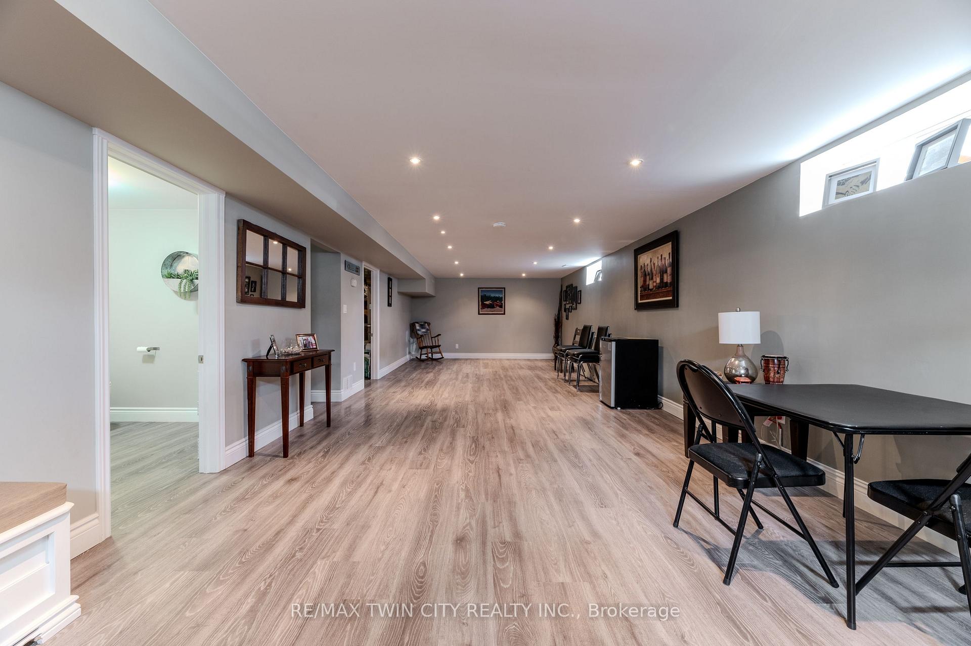 Photo 14 of 8 Rutherford Street, Brant, Brantford Twp — HOMEH