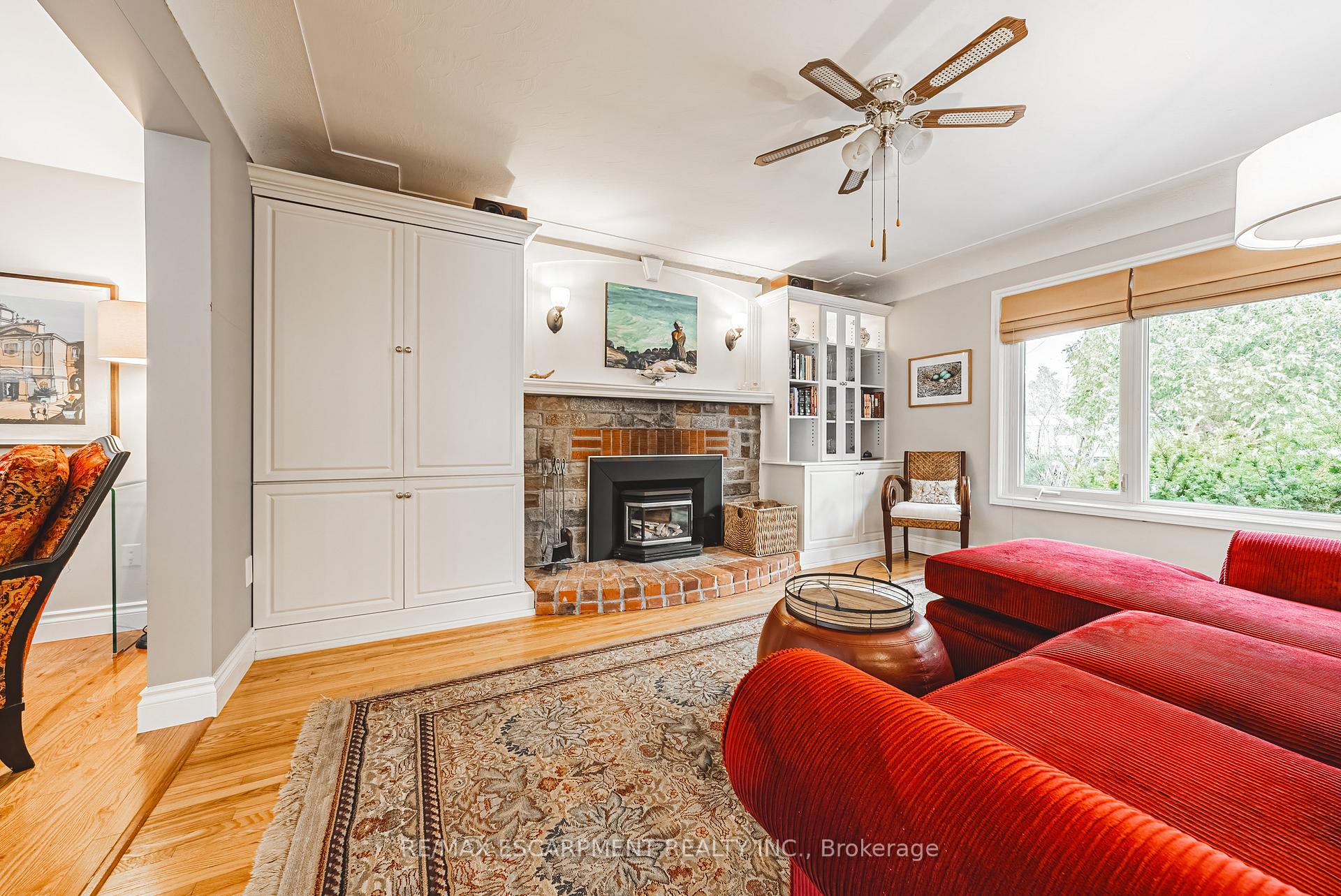 Photo 12 of 61 Home Street, Hamilton, Dundas — HOMEH