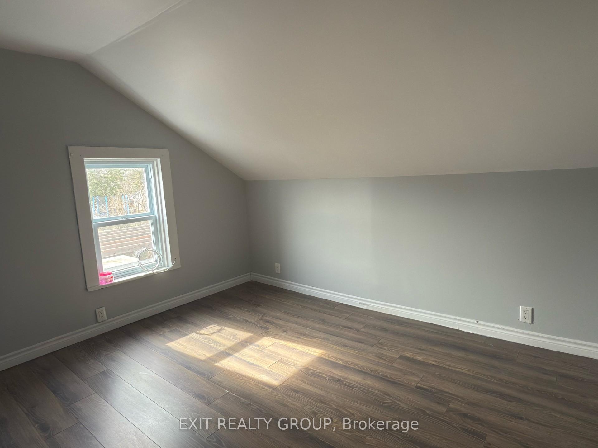 Photo 16 of 156 Henry Street, Stirling-Rawdon, Stirling Ward — HOMEH